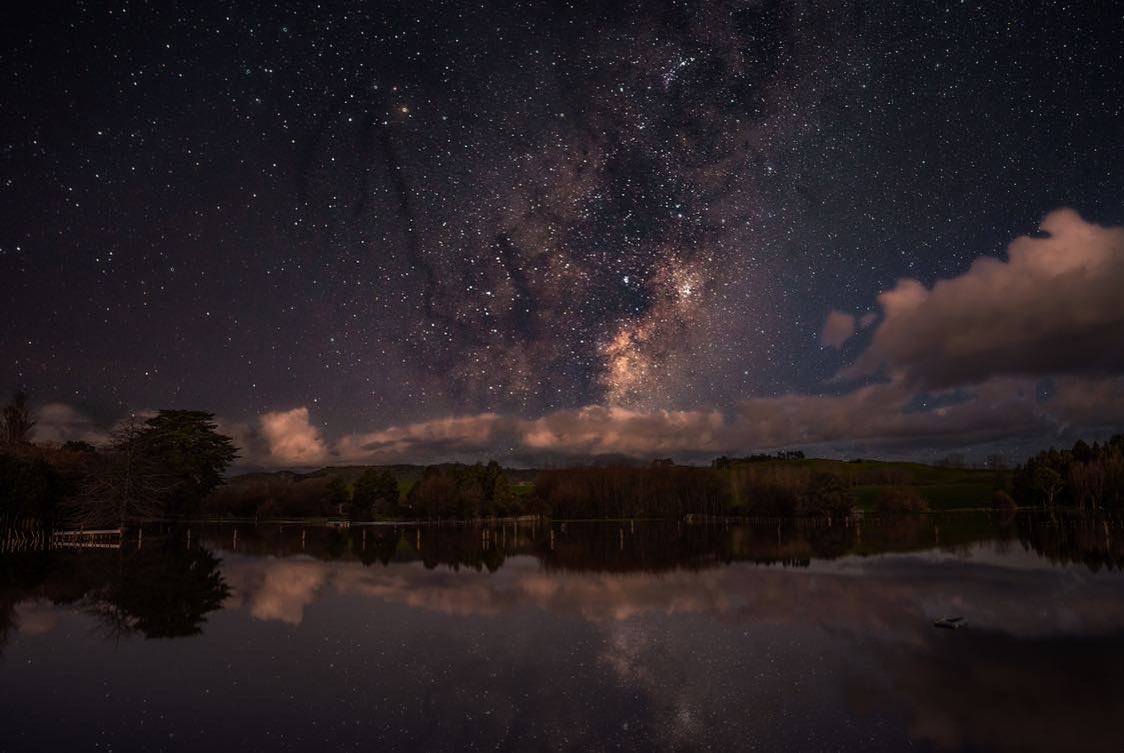 A tiny sliver of a moon adding much needed light to this beautiful scene 🤍🌙
.
. .
. . .
. . . .
#piopio #newzealand #milkyway #ig_naturelovers #ig_milkyway #stargazing #pocket_nights #starrynight #milkywayphotography #ig_nightscapes #ig_newzealand #kiwipics #nightsofwonder #ig_reflections #mirrorimage #nightshooters #longexposurephotography #deepsky #raw_skies #raw_reflection #1shot_milkyway #astro_photography #your_astro #moonlitnight #milkyway_nightscapes #artofinstagram #postcard #natgeoyourshot #sonyalpha #jaw_dropping_shots