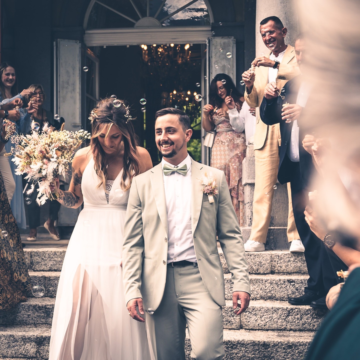 Le mariage est un amour vrai
Un engagement solide et sincère
Unis pour toujours, main dans la main
Notre amour ne fera que s'enflammer.
#mariage #wedding #love #bride #weddingday #amour #weddingdress #bridetobe #couple #weddingplanner #anniversaire #robedemariee #mari #weddinginspiration #fashion #mariee #photography #weddingphotography #makeup #decoration #weddingphotographer #photographemariage