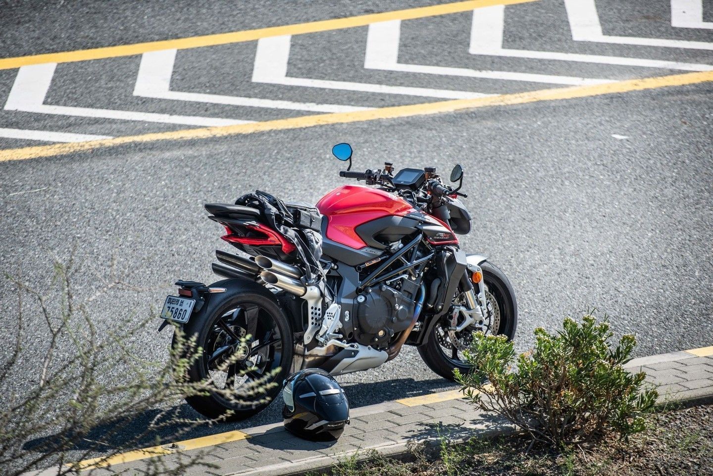 Meet the Brutale 1000RS, where raw power meets sleek design.
Ready to turn heads?
Give us a visit and explore all the new stunning MV Agusta motorcycles.
For our location and contact please visit our website: www.mvagusta.com / www.wheelsofarabia.ae
#wheelsofarabia #mvagustauae #mvagusta #motorcycleart #mvagustaBrutale #mvagustaBrutale1000RR #Brutale1000RS #MVAgustaBrutale1000RS #Brutale #dubai #abudhabi #uae #unitedarabemirates