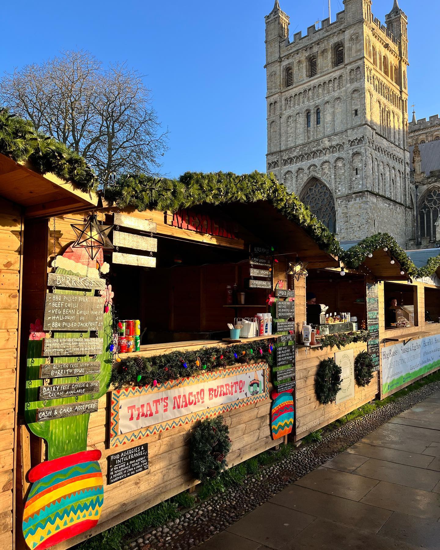 Week 1 of @exexmasmarket is done and the sun is finally shining today! Come down to @exetercathedral to get some tasty burritos, nachos and loaded fries from us until 18th December!
Top sellers so far: BBQ pulled pork loaded fries, Halloumi Burrito and Beef Chilli Nachos. Vegan, gluten free and smaller options available so something for everyone!
#christmasmarket #veganstreetfood #burritos #loadedfries #exeterliving #exeterlife