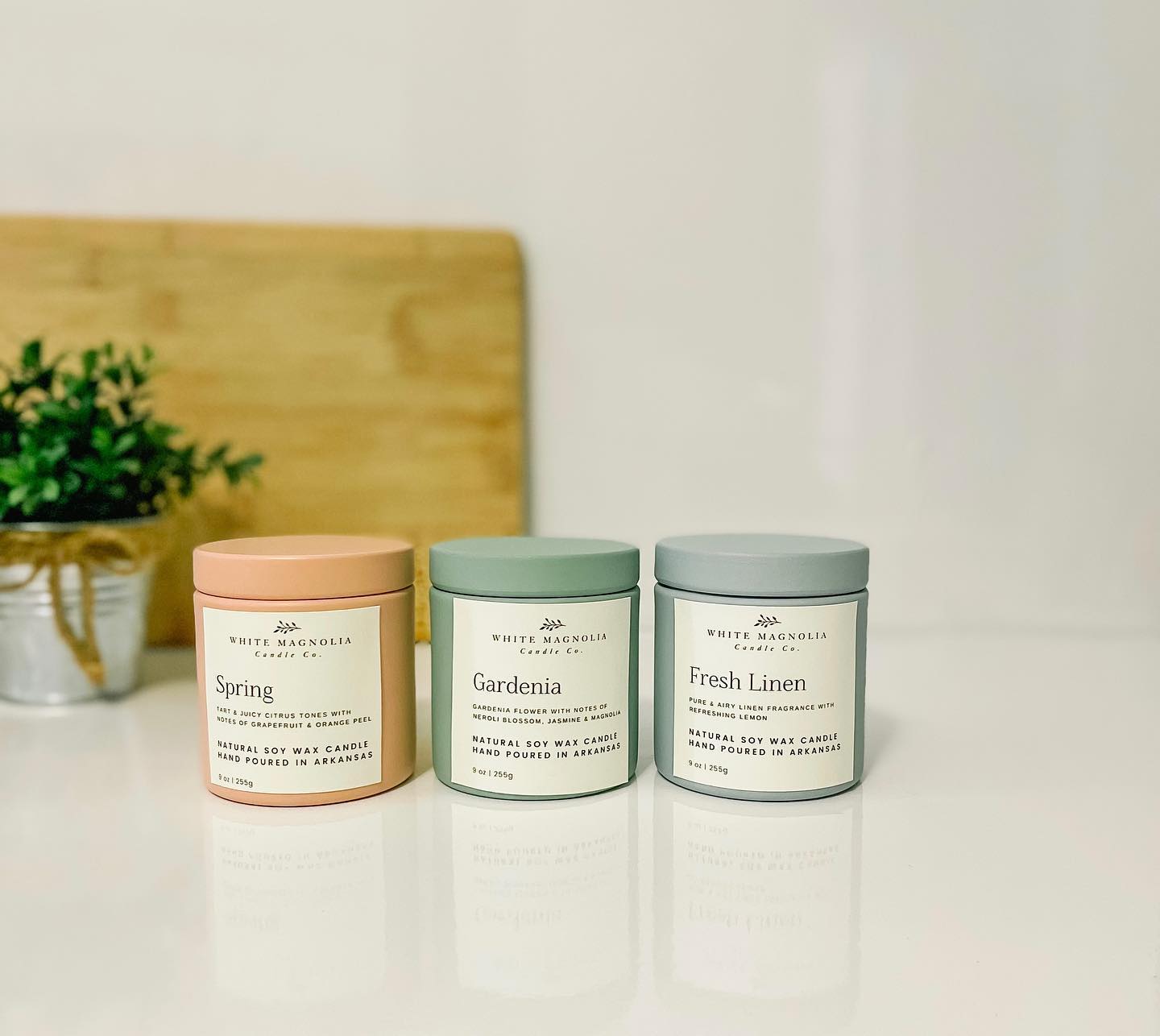 Our spring collection will be available in our new 9 oz. vessels, March 1 ✨
Spring : tart & juicy citrus notes of grapefruit & orange peel
Gardenia : gardenia flower with notes of neroli blossom, jasmine & magnolia
Fresh Linen : pure & airy linen fragrance with refreshing lemon
www.whitemagnoliacandlecompany.com
#soycandles #soywaxcandles #naturalsoywax #masonjar #luxury #soybeans #farmhousecandles #candles #homemade #madewithlove #arkansas #masonjar #homedecor #springcandles #spring #heysoiree
