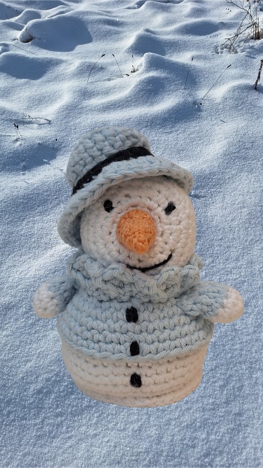 Wie süß ist dieser gehäkelte Schneemann! ☃️ In einer Montessori-Krippe entdeckt 👀 Zur Zeit sind alle draußen im echten Schnee, aber wenn der geschmolzen ist, bleibt der kleine Schneemann noch länger und wartet nur darauf von den Kindern zusammen gesetzt zu werden ❄️🩵
Pädagogik
mit Herz
Kleinkindpädagogik
Ideen für die Kitapraxis
#kitaimpulse #mitliebewachsen #kitaideen #pädagogikmitleidenschaft #krippenpädagogik