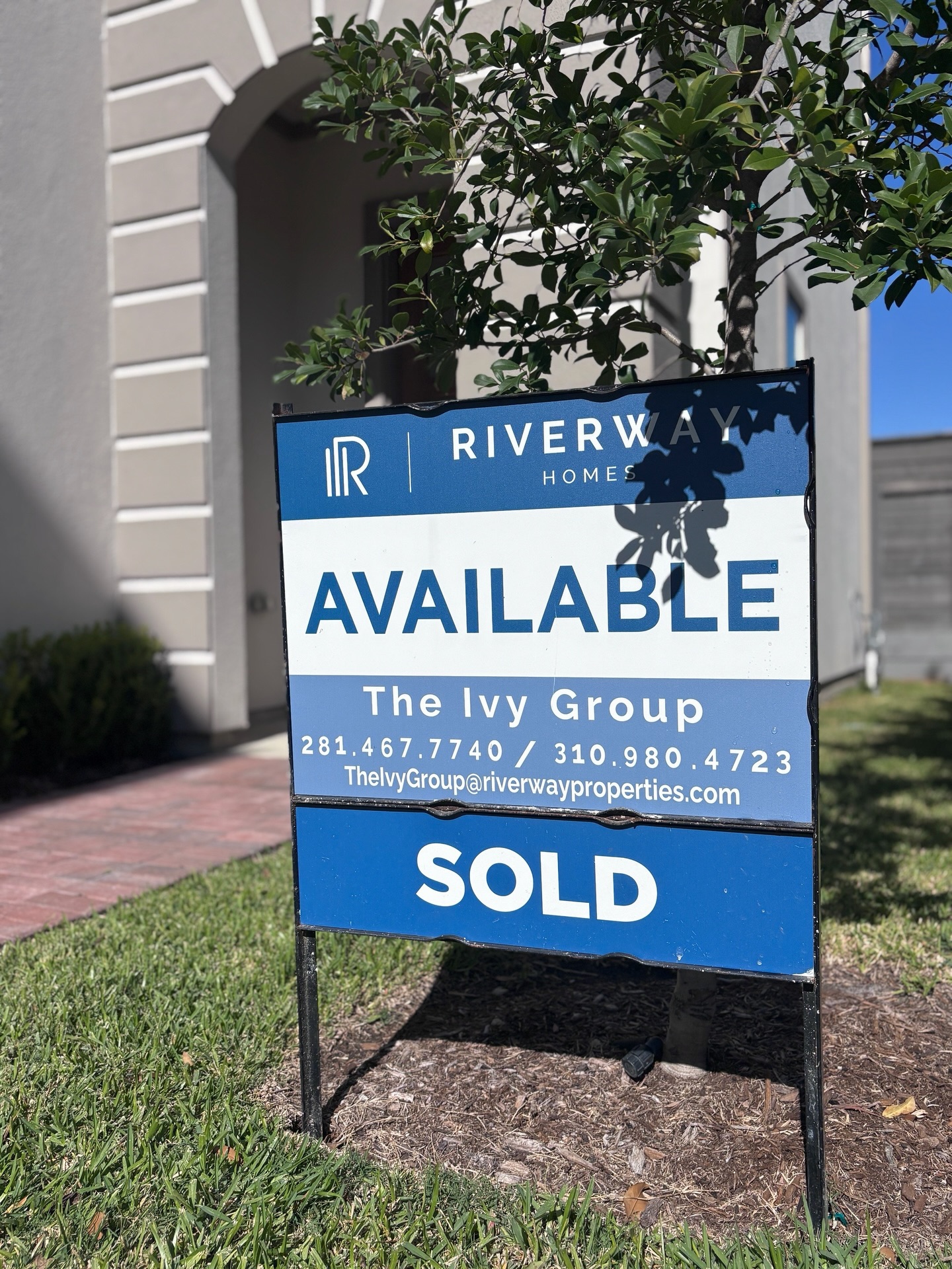 Another Houston home sold, and another client on to their next chapter!
If you’re navigating the Houston real estate market, Riverway Homes is here to guide you every step of the way. We offer brand-new, move-in ready homes with more on the way in prime Houston locations.
#RiverwayHomes #HoustonHomesForSale #HoustonRealEstate #SoldHome #HoustonRealtors HomeBuyersHouston TexasRealEstate NewConstructionHouston