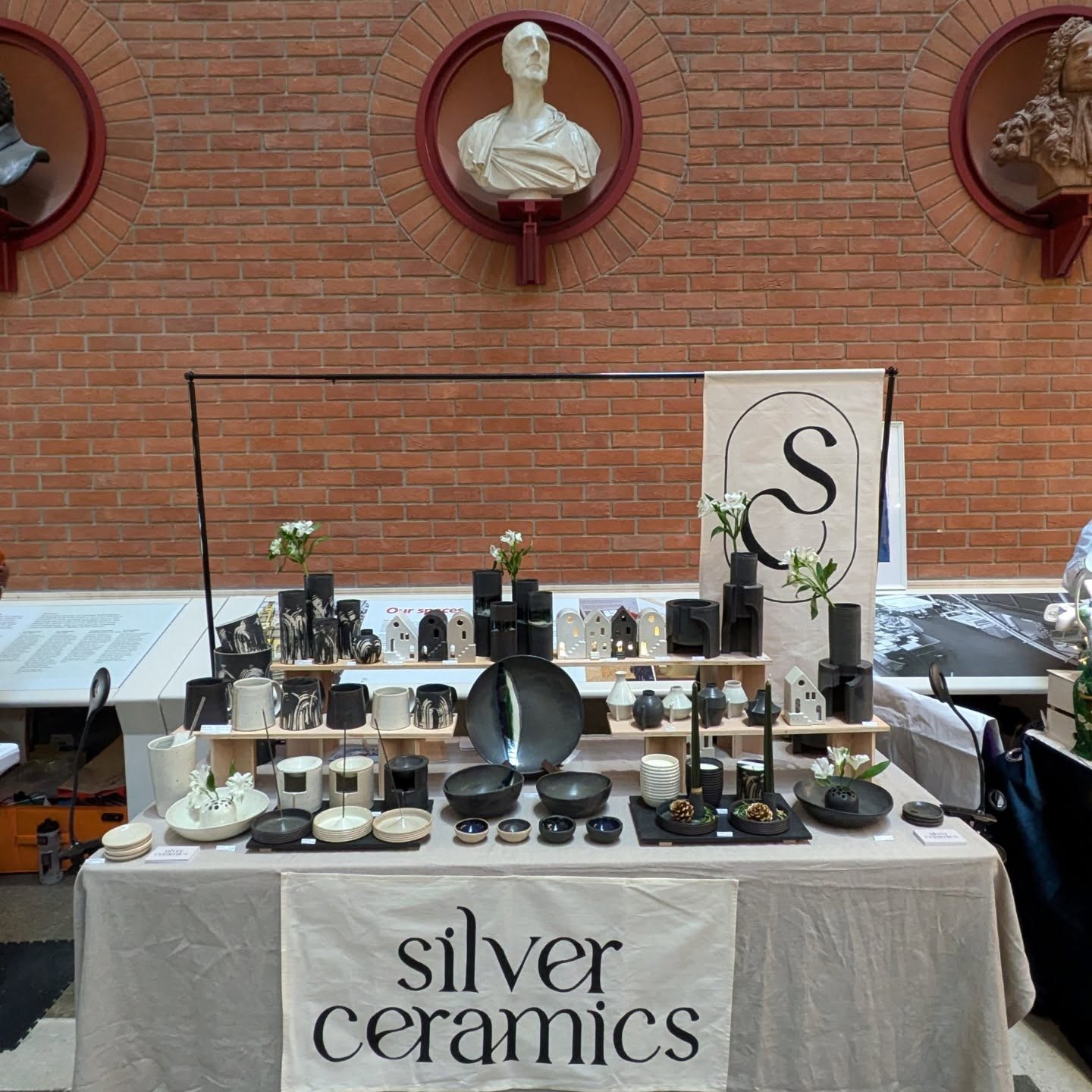 Just look at that backdrop. I'm all set up @craftyfoxmarket @britishlibrary . The standard of seller is incredible and what a venue.