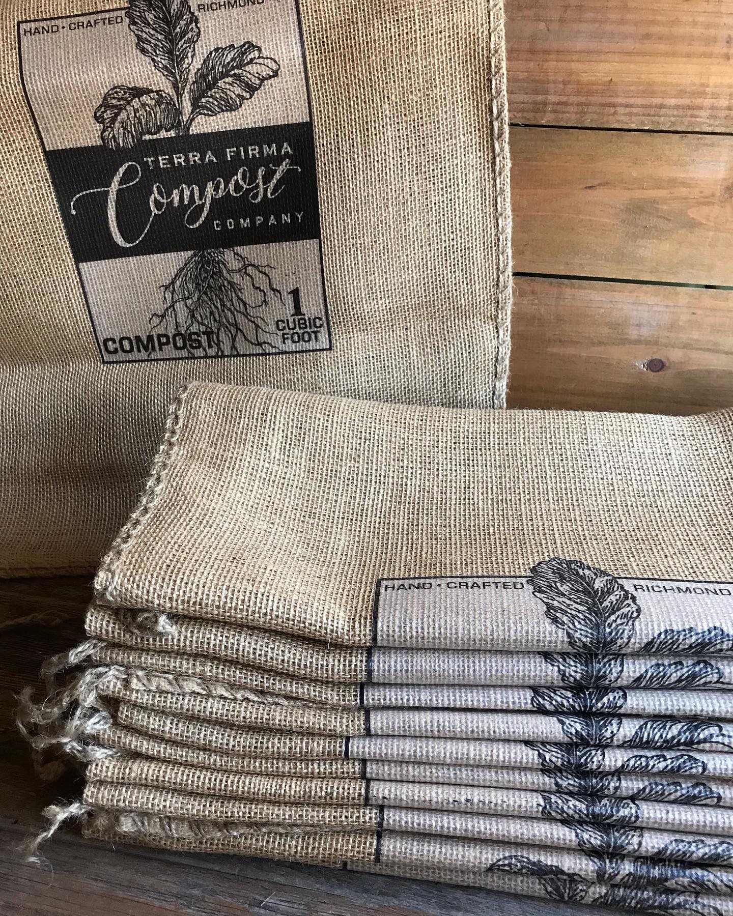 Custom imprint on burlap ♻️
#burlap #compost #rva #rvalocal
#rvaorganic
