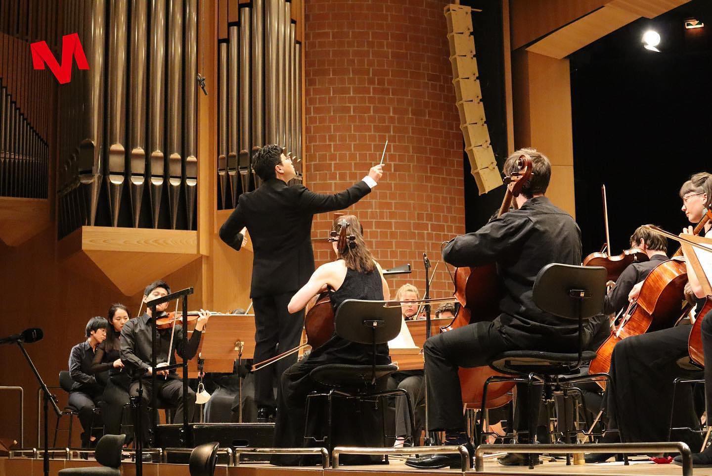 #orchestra #musiclovers #conductor #music #classicalmusic #concert #cellists #onstage