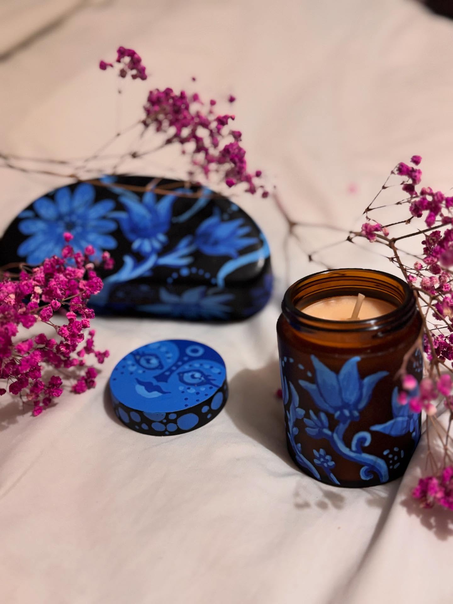 vela aromática 🕯️🌼🩵
#handpainted