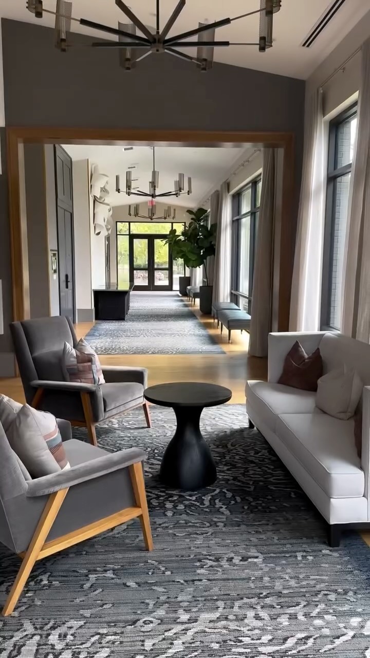 “Last week we gathered at @hotelhartness for an unforgettable Sip & Style — an evening of elegance, self-discovery, and radiance. ✨
Grateful for every woman who showed up ready to be seen, celebrated, and styled from the inside out. 💫
Here’s to living by design. #SipAndStyle #TheHomanBrand #HotelHartness #imageconsultant #tashahoman #identity