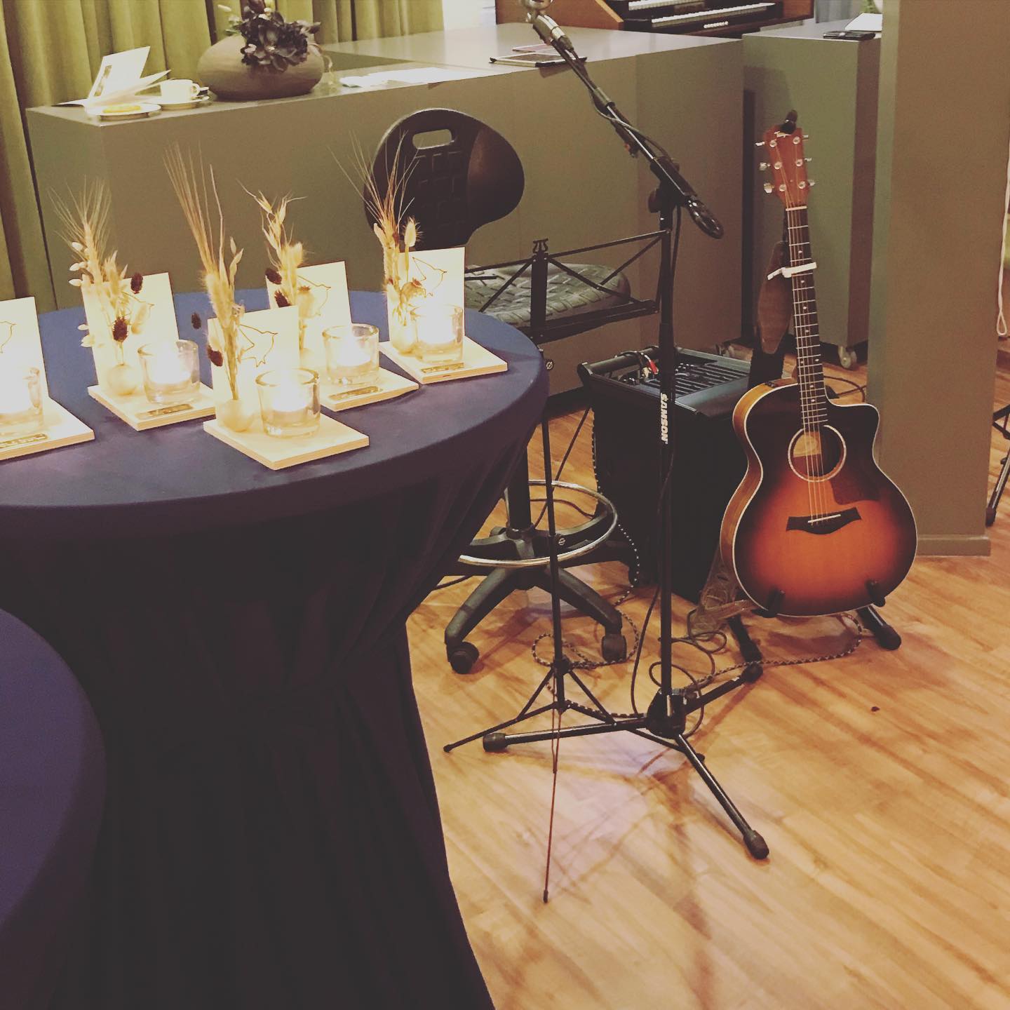 Vanavond een heel bijzonder optreden mogen geven bij een herdenkingsbijeenskomt.