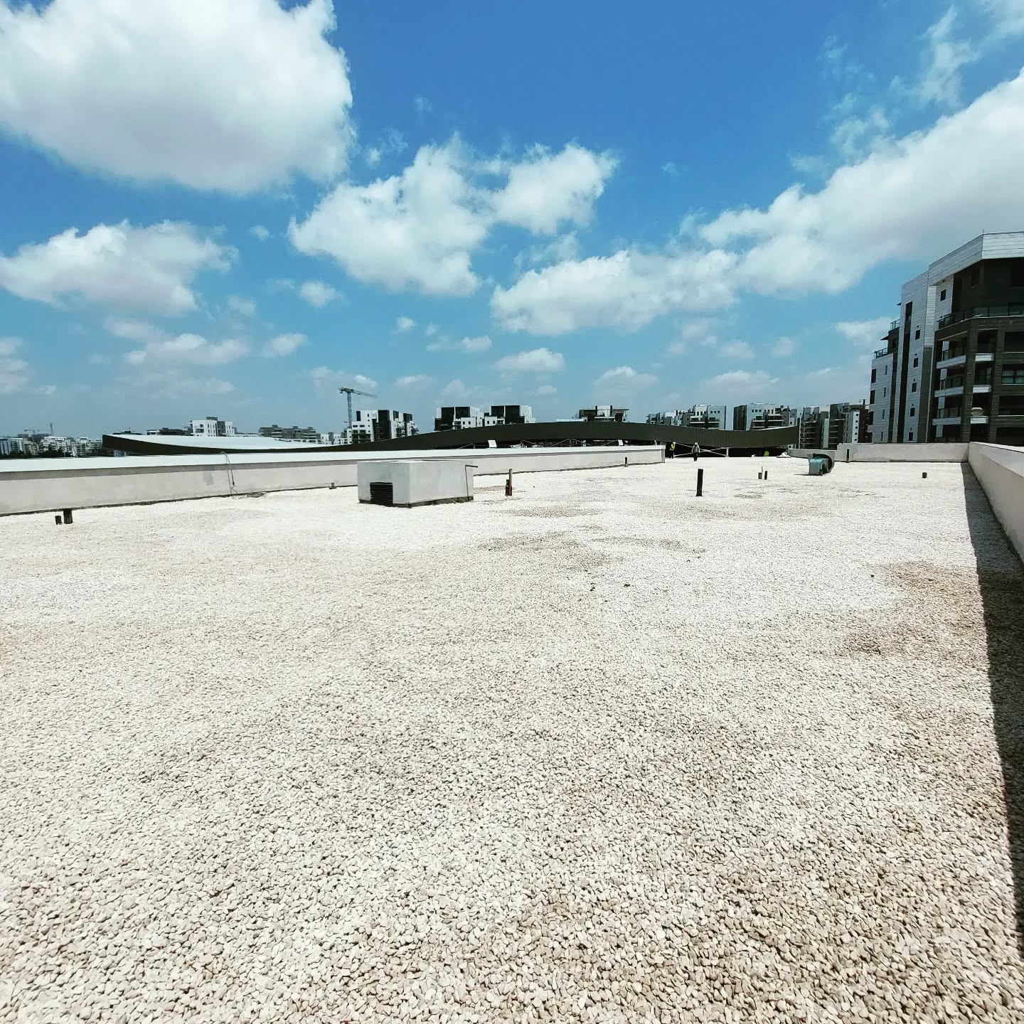 blue roof installed
#greenroof, #בנייןצומח, #bldveg, #גגירוק, #oikosteges, #גגצומח, #israel, #blueroofpolicy #greenroofs, #climatechange, #גגותירוקים, #aquadesk, #blueroof, #גגכחול, #blueroofs, #ניהול נגר, #watermanagement, #ניהולנגרעירוני