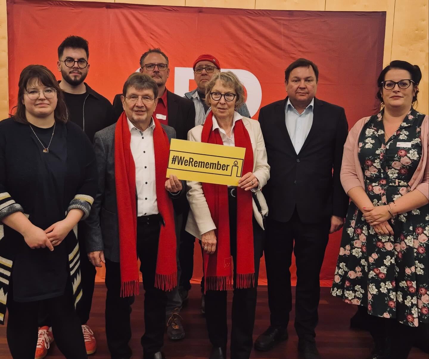 We Remember.
Erinnern heißt handeln.
Gegen Antisemitismus.
Gegen Rassismus.
Für Respekt, Vielfalt und ein friedliches Miteinander.
#weremember