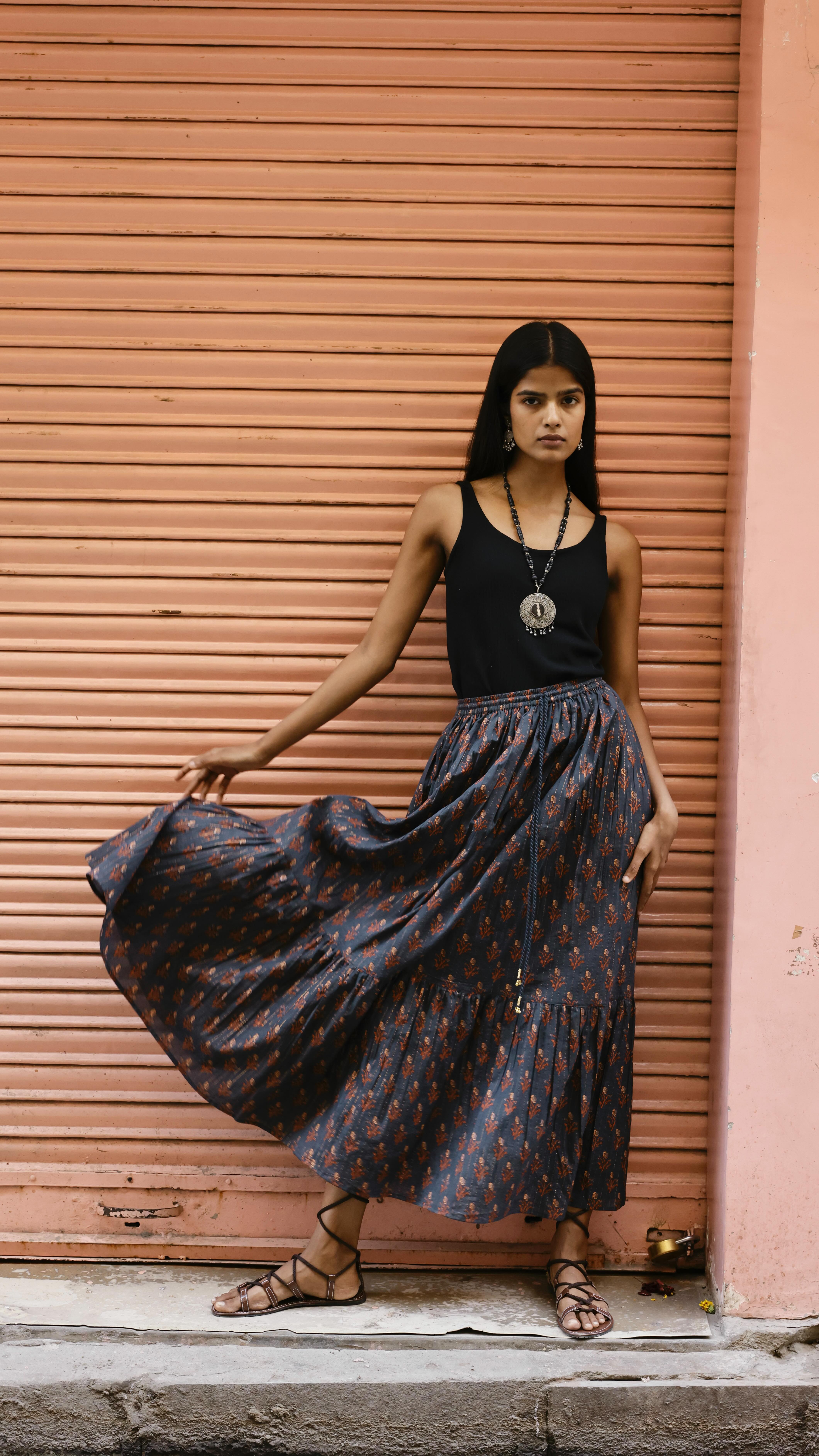 The maxi skirt we’ve all been waiting for is almost here!
After over 8 months of production setbacks due to weather issues in Jaipur, third time lucky — this magical lurex block print maxi skirt is finally ready and on its way to us in the air! ✈️👏👏
Drop date to be be announced very soon, stay tuned x