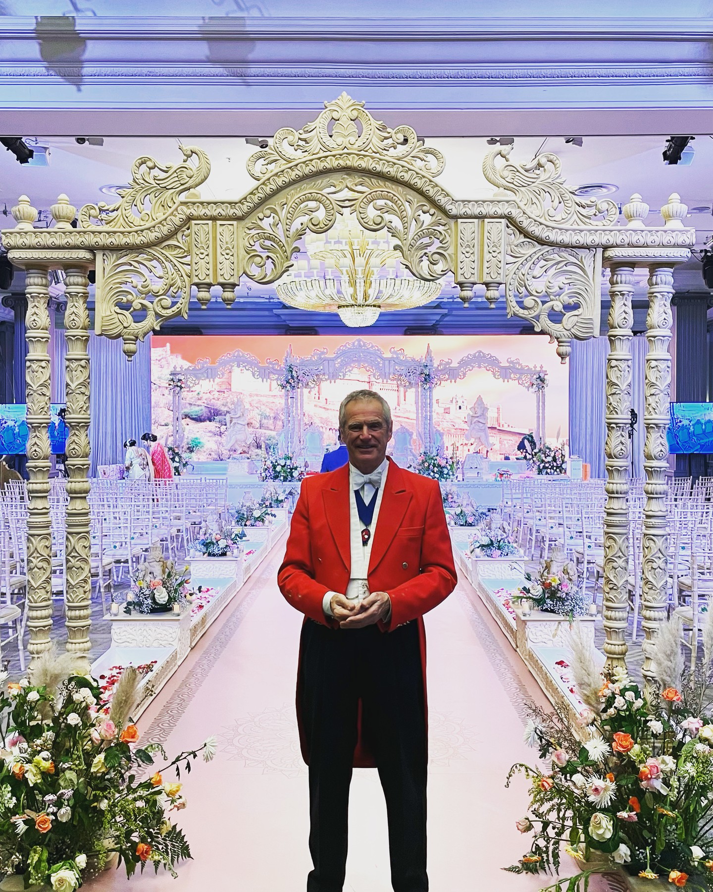 Planning your ceremony? I’ve got a simple checklist of what I handle so you can breathe easy. I coordinate with suppliers (venue, florist, photographer), confirm timing and cues, guide protocol for readings and vows, and support your guests with clear instructions — from processional order to seating. Fewer decisions for you, a smoother ceremony, and a dignified finish — that’s the goal. Curious about the details or FAQ? Link in bio. Want to chat about your plans? Tell me one thing you’re most excited about below! 💍🙂📋🎤 #WeddingChecklist #WeddingPlanning #ToastmasterTips #ClassInACoat