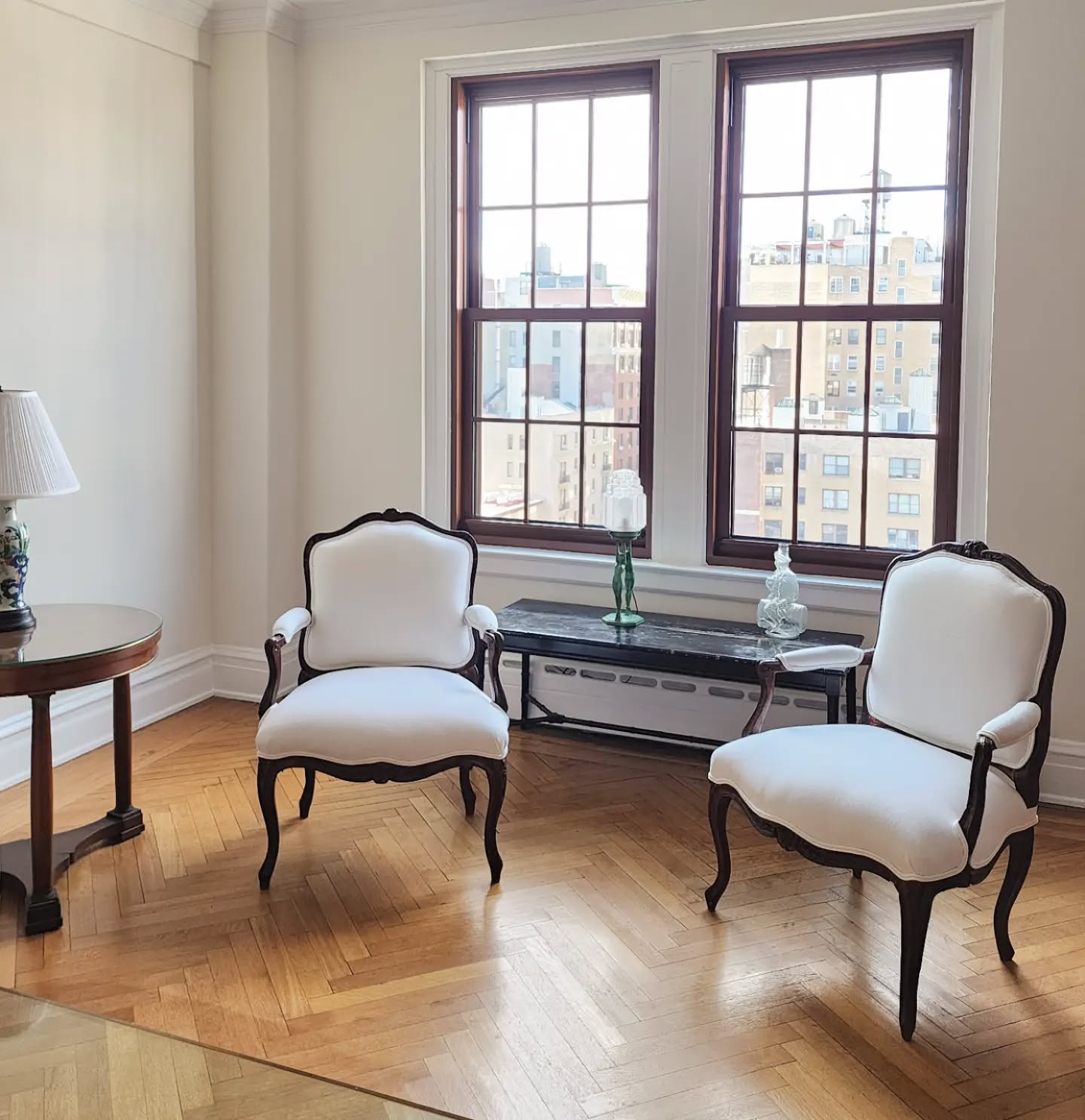 Re-upholstery project for this 100 year old side chairs π©Ά