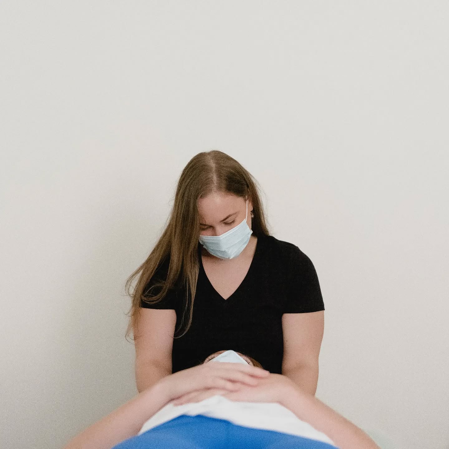 While I look forward to seeing all your beautiful faces again someday soon, masks will still be required until further notice during your visits to MoveWell.
Thank you for your ongoing understanding and support!