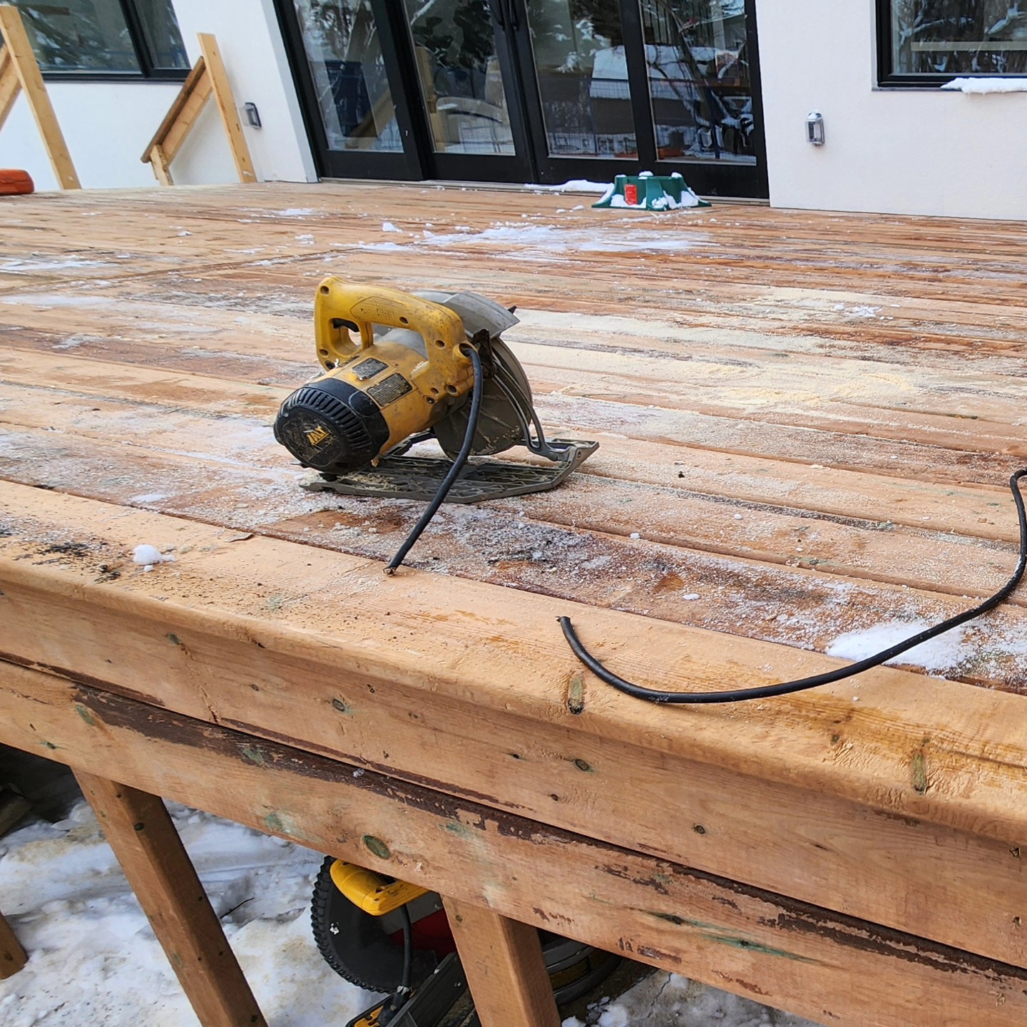 Anyone want me to show you how I converted my corded saw to cordless today?