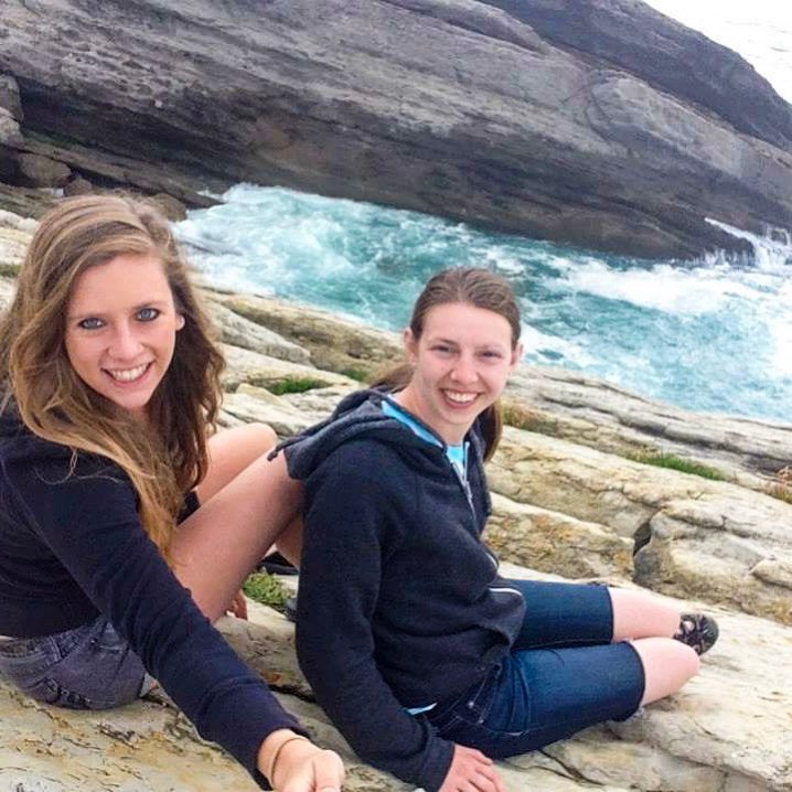 Santander, Spain is the city that I (Stacy) studied abroad in. When we took our Euro trip a few years later, we had to go back so I could show off my Spanish hometown!
.
.
.
The first of our blog series covering our graduation trip to Europe is live! Follow the link in the bio ⬆️ to read!