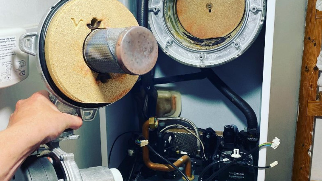 Check out our latest blog post on how you can SAVE MONEY by having your boiler serviced in the summer!
#newblogpost #boiler #service #boilerservice #angmering #littlehampton #arundel #chichester #bognor #savemoney #saveenergy