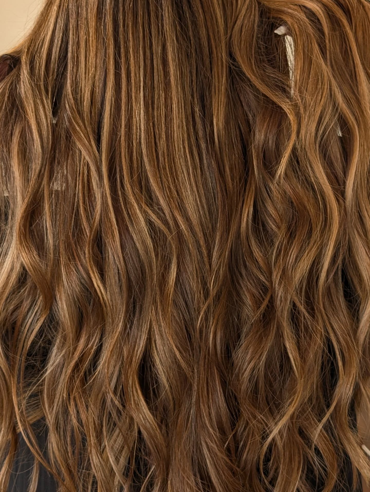 Color and extension maintenance 💁🏻♀️
This client has 2 rows of sew in extensions in 24in length and comes in every 6 weeks for a base retouch and extension move up. Every quarter we do a highlighting service to maintain her dimension or add a glaze as needed. The extension hair holds up perfectly for a little over a year so we can reuse the hair until it's time for fresh extensions.
Interested in learning more about extensions? Schedule a complimentary consultation with one of our extension stylists online.
@brookexblends
@hayliedoesmyhair
@erinlonghairstylist