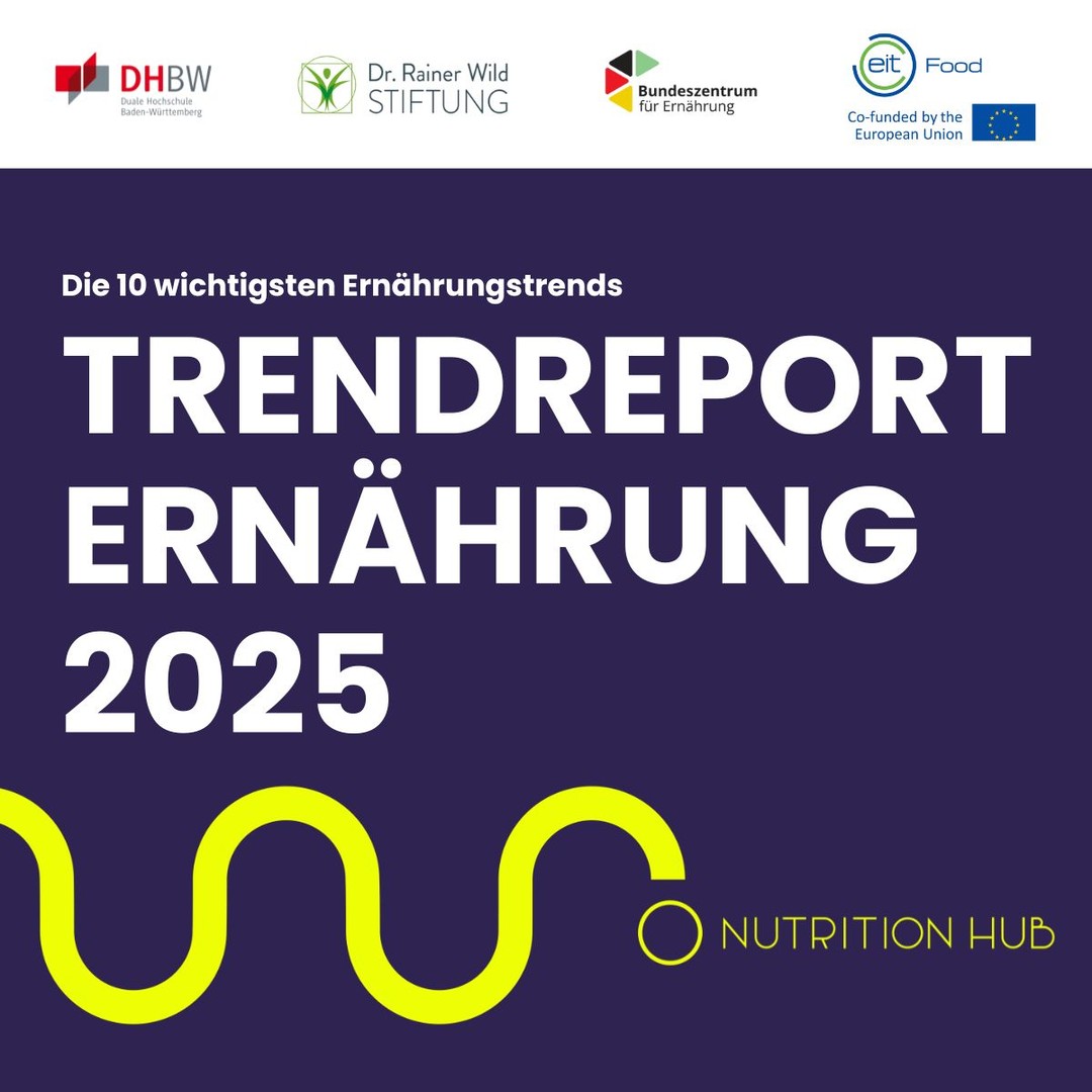 🔥 𝐄𝐬 𝐠𝐞𝐡𝐭 𝐥𝐨𝐬 - 𝐂𝐨𝐮𝐧𝐭𝐝𝐨𝐰𝐧 𝐓𝐫𝐞𝐧𝐝𝐫𝐞𝐩𝐨𝐫𝐭 𝐄𝐫𝐧𝐚̈𝐡𝐫𝐮𝐧𝐠 𝟐𝟎𝟐𝟓 🔥
Die Umfrage ist abgeschlossen - Mehr als 195 Ernährungsexpert:innen haben Beobachtungen aus ihrem Arbeitsumfeld geteilt. Ein herzliches Dankeschön an alle, die teilgenommen haben, u.a. @dr.alexaiwan, @doctor_annelatz, @docsteinbach @klammer_sisters, @kochkarussell @dorotheaportius, @essenz.hamburg, @biomed_hannah, @niko_rittenau, @anjatanas, @dagmarvoncramm uvm. 🙏💡 Jetzt geht es in die heiße Phase der Report-Erstellung und wir sind mittendrin, die Antworten der Expert:innen auszuwerten. 𝑭𝒆𝒔𝒕 𝒔𝒕𝒆𝒉𝒕: 𝑬𝒔 𝒔𝒊𝒏𝒅 𝒂𝒖𝒄𝒉 𝒅𝒊𝒆𝒔𝒆𝒔 𝑱𝒂𝒉𝒓 𝒘𝒊𝒆𝒅𝒆𝒓 𝒗𝒊𝒆𝒍𝒆 𝒔𝒑𝒂𝒏𝒏𝒆𝒏𝒅𝒆 𝑬𝒏𝒕𝒘𝒊𝒄𝒌𝒍𝒖𝒏𝒈𝒆𝒏 𝒅𝒂𝒃𝒆𝒊.
📈 Warum der Trendreport so wichtig ist:
Gemeinsam mit unseren Partnern – dem @waswiressen_ , der dr.rainer.wild.stiftung, der @dhbwheilbronn und @eitfood_education – wollen wir interessierte Verbraucher:innen und Entscheidungsträger:innen mit Wissen rund um die Zukunft der Ernährung stärken. Unser Ziel: Zukunftsängste abbauen, Offenheit für Innovationen und neue Technologien fördern und den Wandel in der Ernährungsbranche vorantreiben. 🌍🍃
🗓️ Save the date 🙌 Die Veröffentlichung vom Trendreport Ernährung 2025 ist am 29.01.2025!
