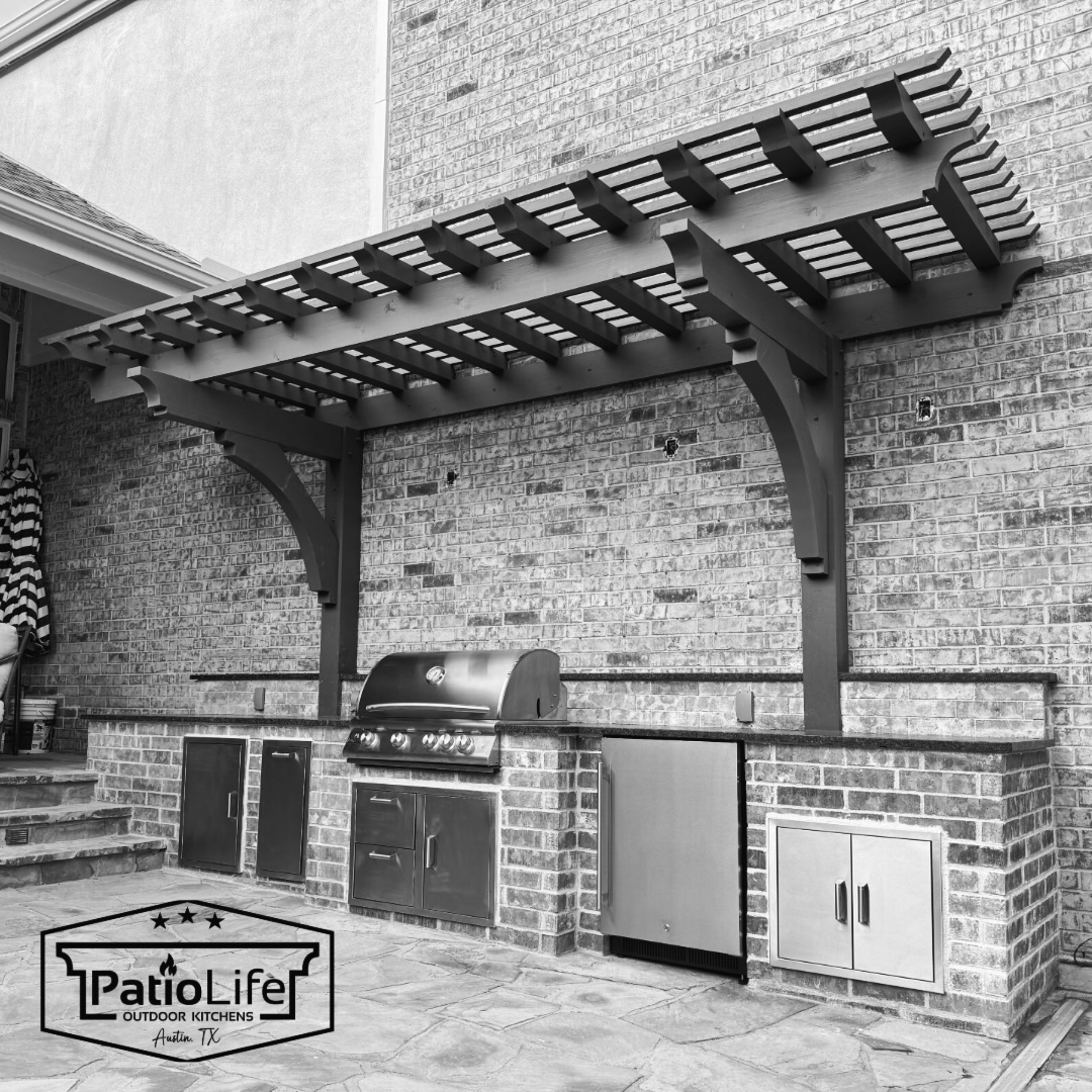 Beautiful custom outdoor kitchen build in Austin!
#patiolife
#outdoorkitchen
#pergola
#bbqisland
#patiocovers