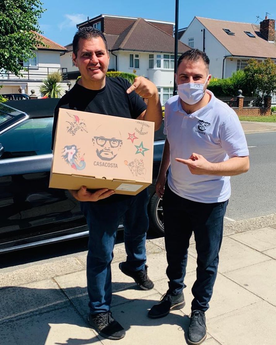 Thank you so much to @robicosta_ @casacostauk and staff for the generous products for a surprised delivery. Will enjoy this with the family #themediterraneanway #lifestyle #chefmed2019 @carmelo_carnevale @franca_bongiorno_roberts_