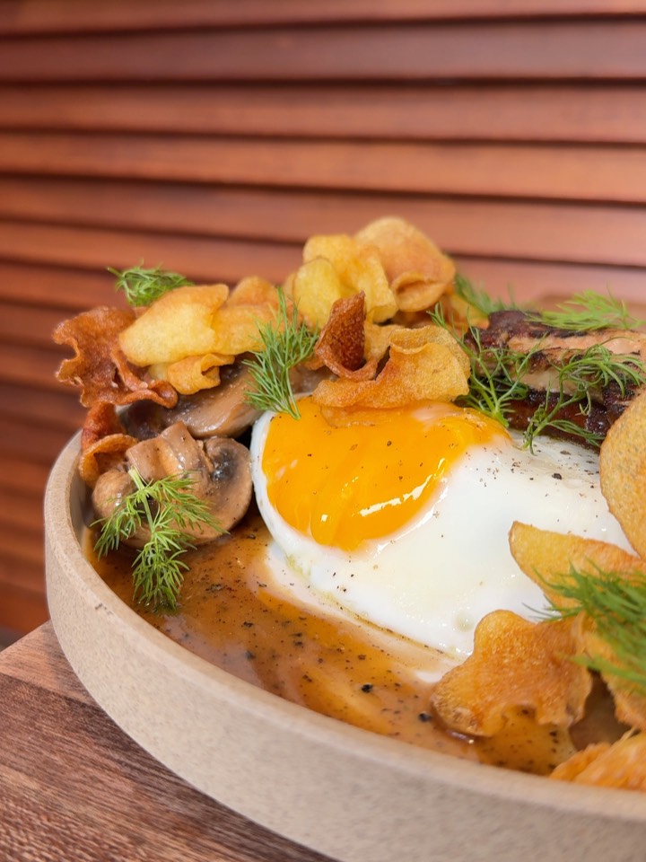 The Basque Tartine 🔥
➡️ Swipe to the end to see snippets of what is in one of our best sellers
This dish has always been the kitchen’s favourite.
A storied one, planned almost two years before the shop even opened.
Inspired by childhood TLC food documentary days, watching Anthony Bourdain and dreaming about food.
It became a breakfast best seller!
Fun, generous, very much us.
As part of our menu refresh, we’re putting it on pause.
We’ll revisit it with fresh eyes.
P.S If the oozy yolk is making u feel things..last 4 weeks to order this 🥵