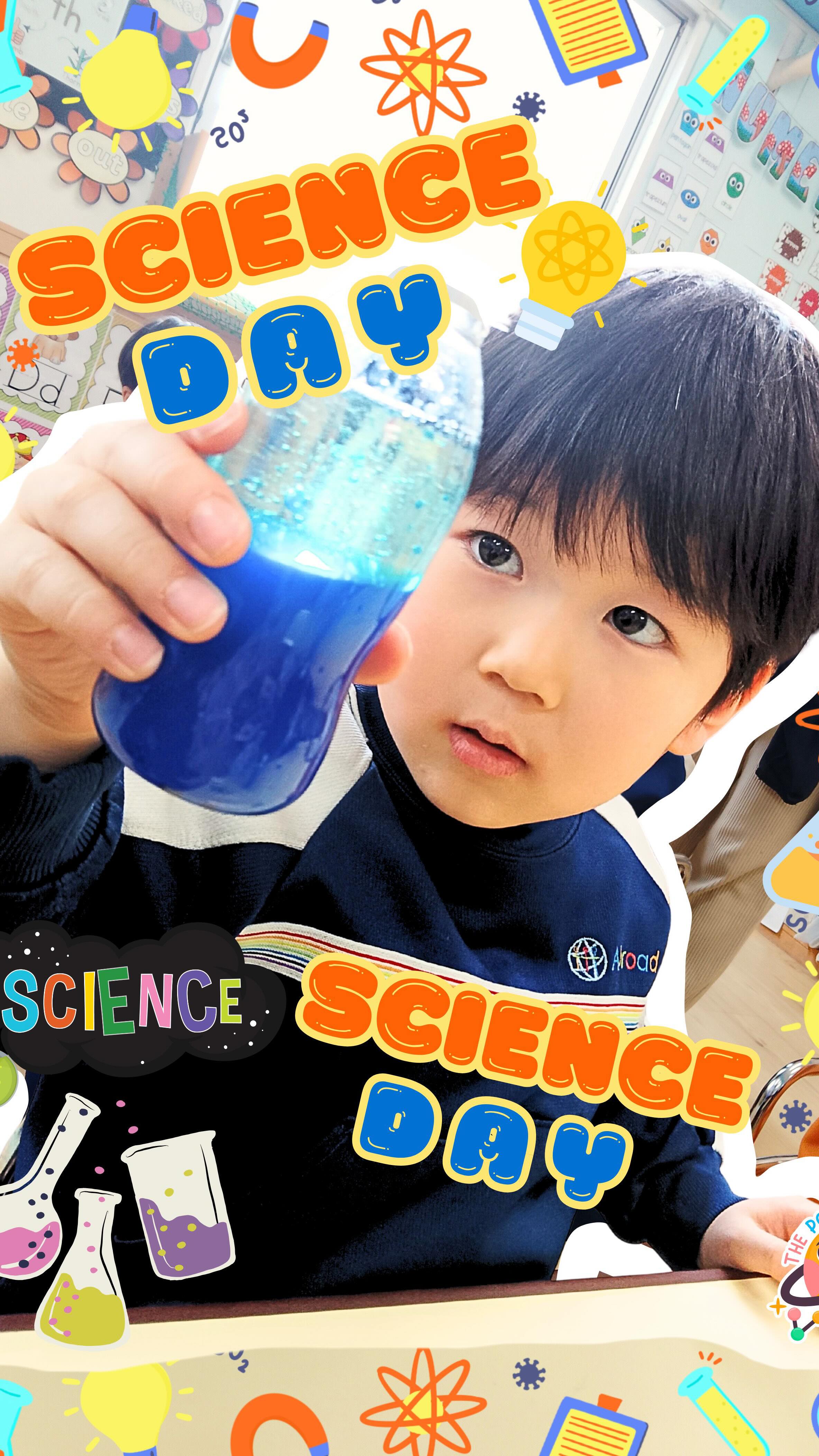 アブロードのサイエンスデーでは、小さな科学者たちが先生の指導のもと、自分たちで実験を行いました。🧪
さまざまな楽しい実験を通して、科学の世界の不思議を探りました。🌸
好奇心いっぱいに世界の不思議を発見する子どもたちの笑顔は、驚きと創造力で溢れていました。たくさんの笑顔が見られ、サイエンスデーは大成功でした🎉
At Abroad’s Science Day, the little scientists, guided by their teachers, conducted experiments on their own.
Through various fun activities, they explored the wonders of the scientific world.🧬
Their curious smiles, full of discovery and creativity, lit up the day.
So many happy faces were seen throughout the event. Our Science Day was a great success.🥳
当校に関する詳細につきましては、下記リンクをご参照ください. 👇
https://okayama.abroadschools.jp/ja/international-school.
#AbroadInternationalSchoolOkayama
#OkayamaInternationalSchool
#okayamakindergarten
#ScienceDay
#LittleScientists
#YoungScientists
#FutureScientists
#ScienceInAction
#HandsOnLearning
#LearningThroughPlay
#アブロードインターナショナルスクール岡山
#岡山インターナショナルスクール
#岡山幼稚園
#科学を楽しもう
#科学実験
#STEM学習
#STEM教育
#好奇心いっぱい
#発見して学ぶ
#科学を探究