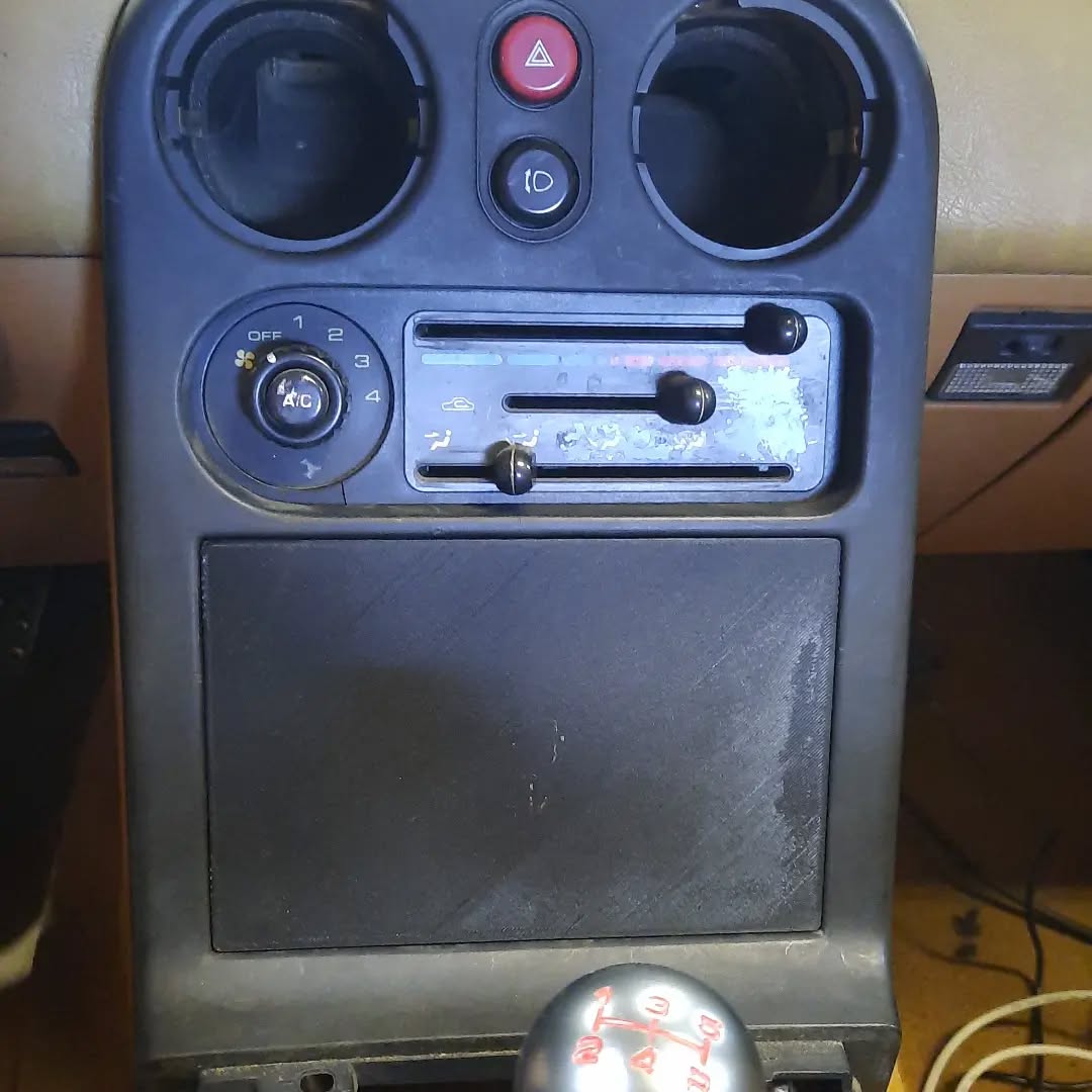 Got the radio block off plate printed and installed 👌
#miatabuild #miatagang #mazdamiata #mazda #miatacrew #miata #miataclub #miatanation #mazda #manuals #sleeper #build #car #carbuild #baddoggarage #sportscar #preformance #trackbuild #convirtable #radio