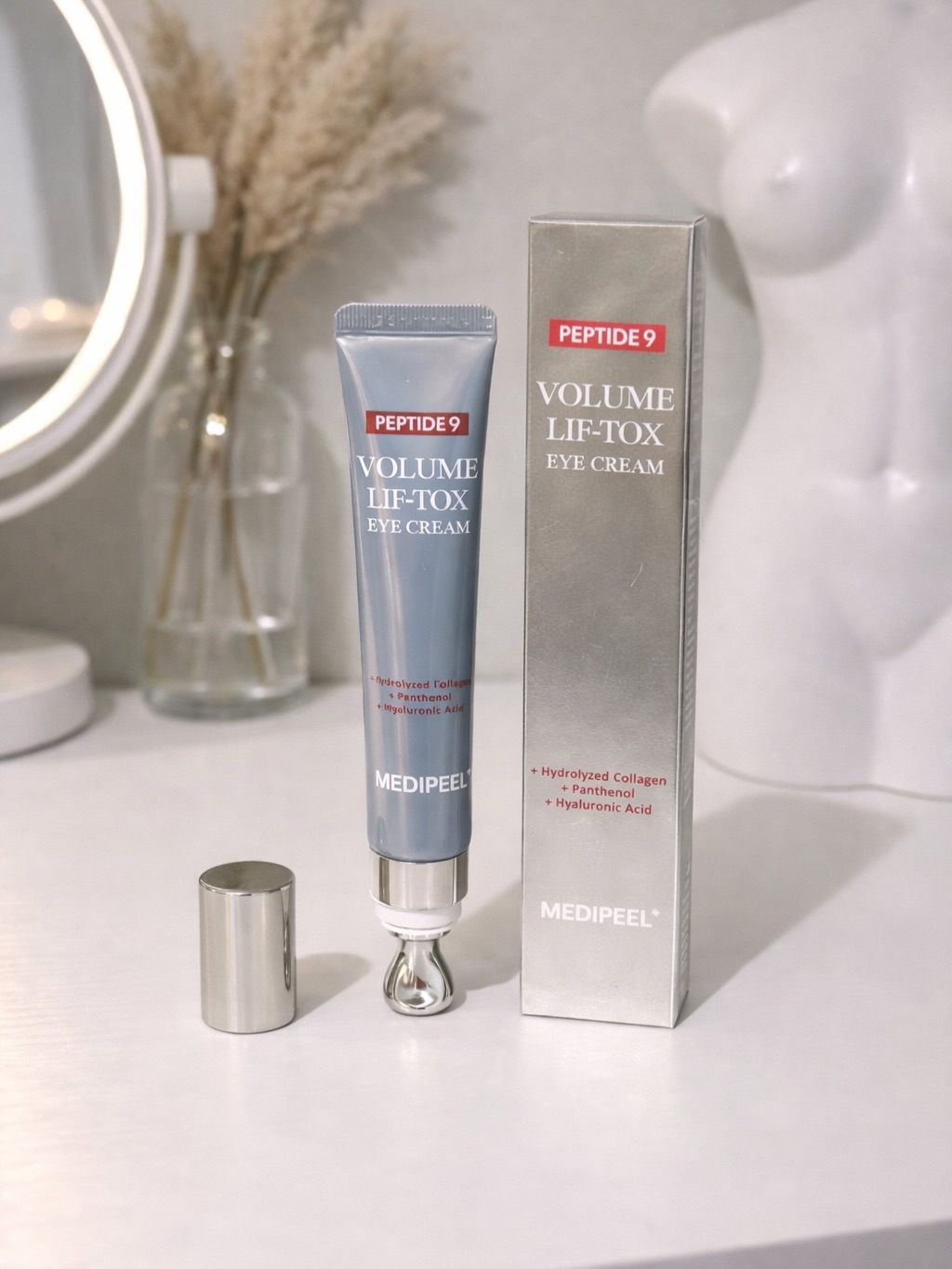 MediPeel Peptide 9 Volume Eye Cream – First Impressions
It’s still too early for me to see any real changes in my fine lines and wrinkles, but first impressions are very good.
The metal applicator is a dream – it’s the perfect shape for the eye area and even works nicely on my forehead. It feels cooling and refreshing on contact, which makes it really nice to use, especially in the morning. The tube is easy to squeeze and dispenses just the right amount of product, and my skin feels noticeably more refreshed and supple after applying.
I can’t comment on long term results yet, but the ingredients give me a lot of hope. With nine peptides and seven types of hyaluronic acid (for deep hydration and smoothing), plus niacinamide, hydrolyzed collagen, and adenosine, which are all known to help improve the look of fine lines over time.
So although I haven’t seen visible results yet, I’m optimistic that with consistent use, this could genuinely make a difference. For now, I’m loving how it feels, how easy it is to use, and how bloody lovely my skin feels after application. I’ll keep you posted 💚
Use code FINDING30 for % off @yesstyle
Thank you @medipeel.official_gl
#yesstyleinfluencers #medipeel #eyecream #glowupskin #skincarereviews