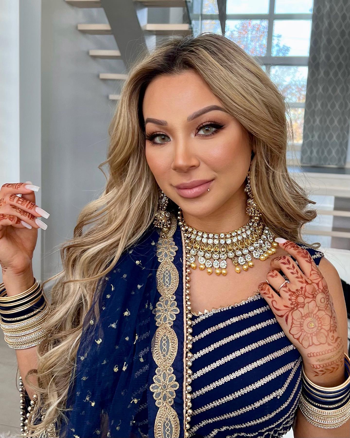 She reception ready @dannieriel ✨💙 a look I did over the fall that I’m still sliving for!
Glam @jelartistry @norastyles__
Bookings: jeloalindayuartistry@gmail.com