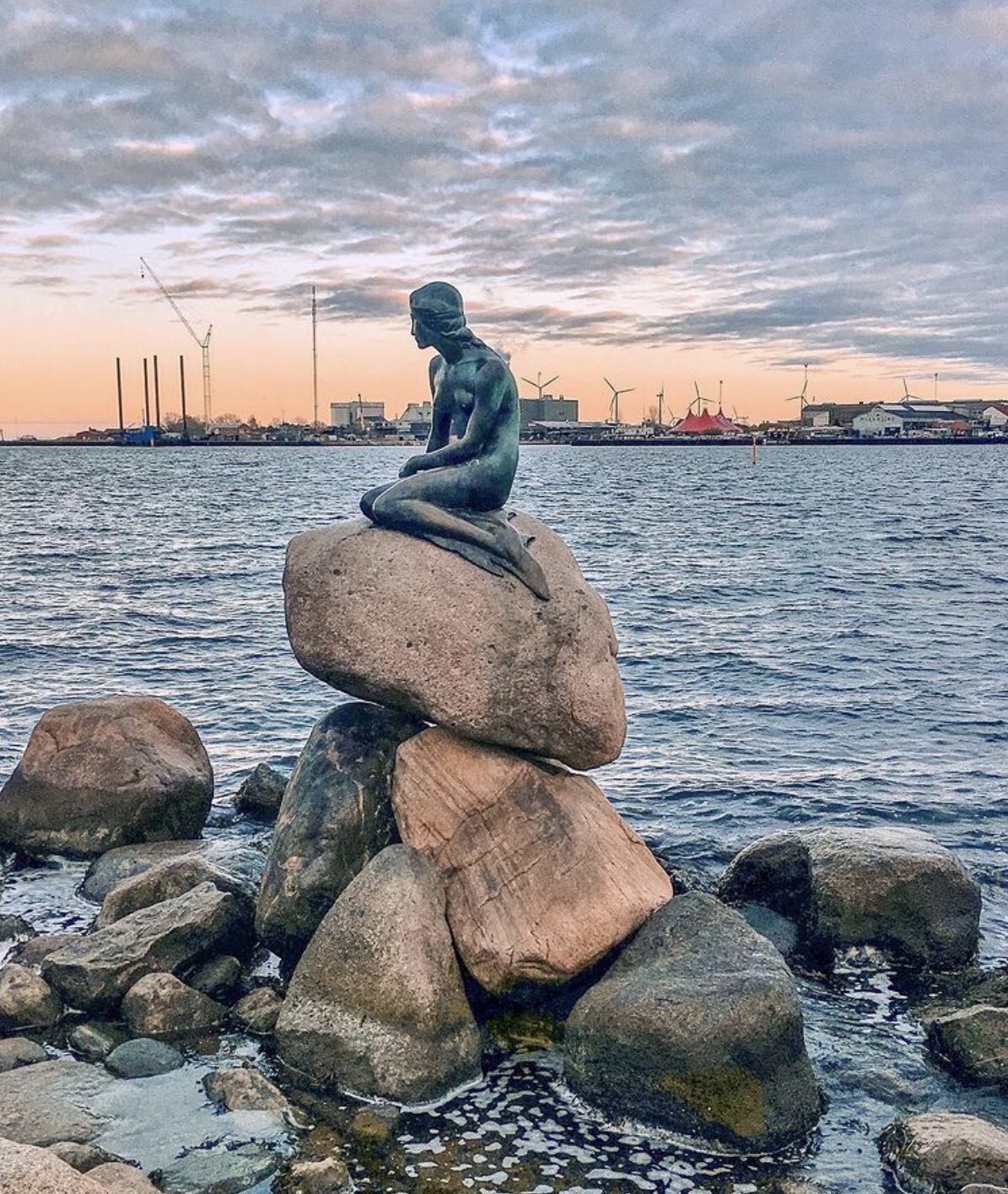 Shop our Limited Time 25% off Cyber Sale on Etsy
Link: https://www.etsy.com/shop/MiskatonicMermaids
#miskatonicmermaids #mermaidjewelry #piratejewelry #sodacitymarket #sodacityartists #arttowear #handmade