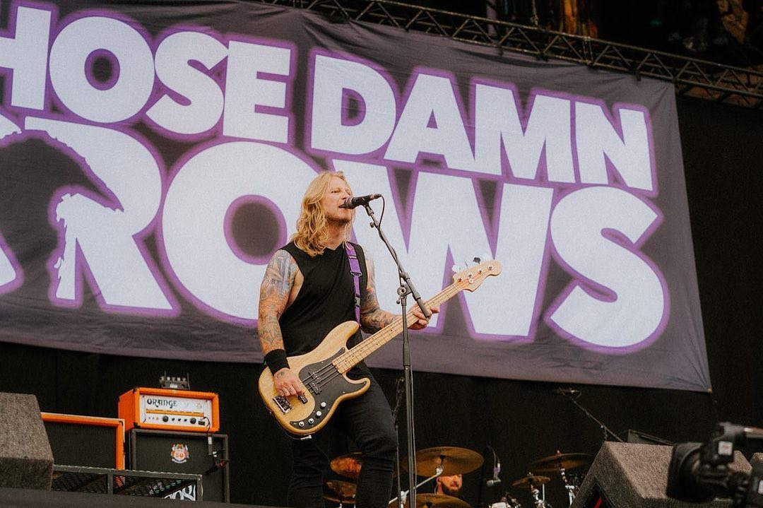 Backdrop for @thosedamncrows - slaying MainStage @downloadfest -
đ¸ @bethanmillerco
#downloadfestival #dl2022 #thosedamncrows #stage #festival #live #production #customprint #decor #ukmetal #ukrock #tdc #ig