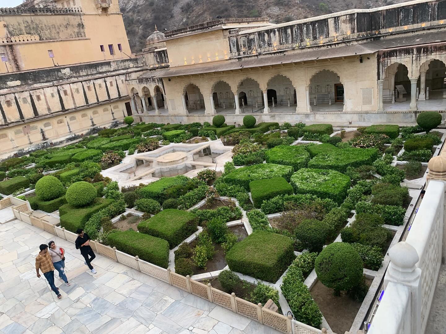 Jaipur amber fort gardening