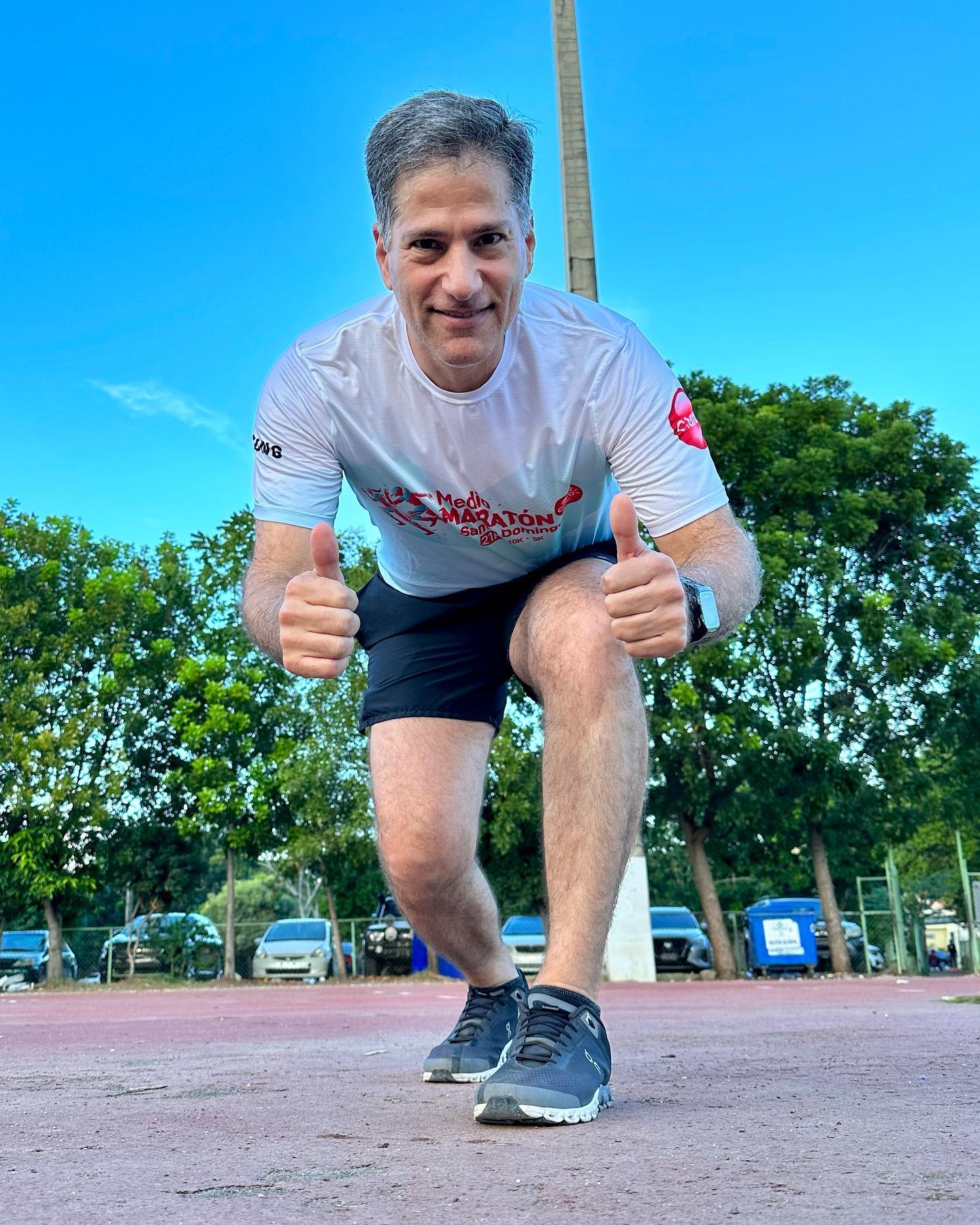 Esta es la cara de un runner después de una buena sesión de entrenamiento.
⠀⠀⠀⠀⠀⠀⠀⠀⠀
Entrenaste hoy?
O estás off por la Navidad?
⠀⠀⠀⠀⠀⠀⠀⠀⠀
⠀⠀⠀⠀⠀⠀⠀⠀⠀
⠀⠀⠀⠀⠀⠀⠀⠀⠀
⠀⠀⠀⠀⠀⠀⠀⠀⠀
#jorgemusacoach #jorgemusa #runner #entrenamiento #workout #running #trainhard