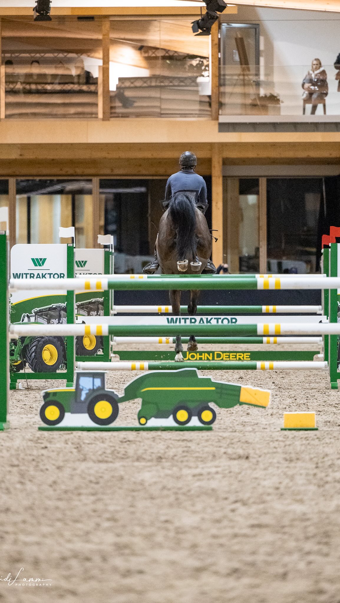 Aino Areena 🔥
@tiiupiret
@stallsjoudd
@veronica_and_the_ponies
@doris.axelson6
@wiikwilma
@ratsastuskeskusaino