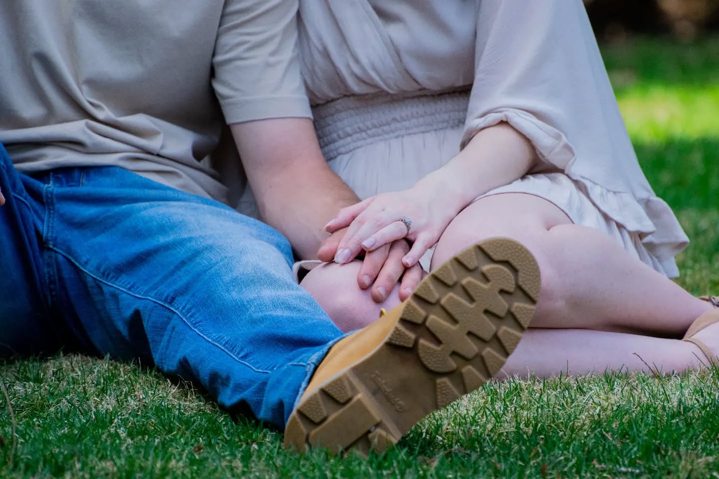 #engagementshoot #engaged #springhassprung #photography #torontophotographer #gtaphotographer #shesaidyes