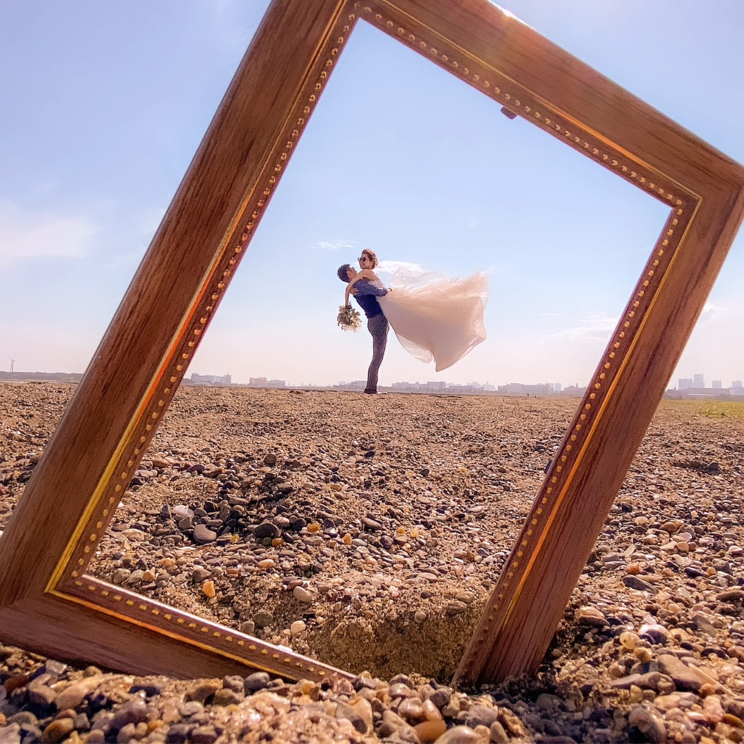 On commence la semaine avec un cliché que j'aime beaucoup
Belle journée à vous
📸 Crédits : @kyonntra
#InspiPhoto #weddingdayphoto #momentlove #cadrephoto
#photographemariage #photomariage #reportagephoto #reportagemariage #mariagenordpasdecalais #mariagebelgique