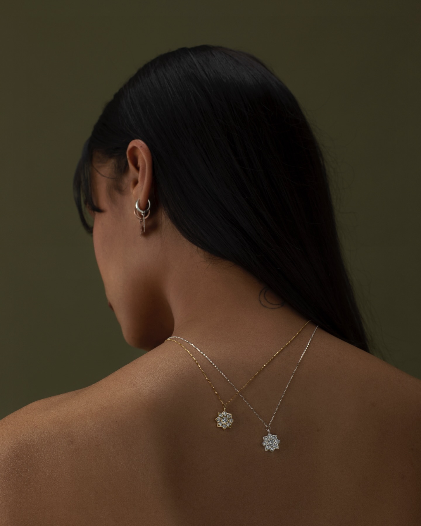 Production & Retouch
Production: One Monday Studio
Post Production: One Monday Studio
___________