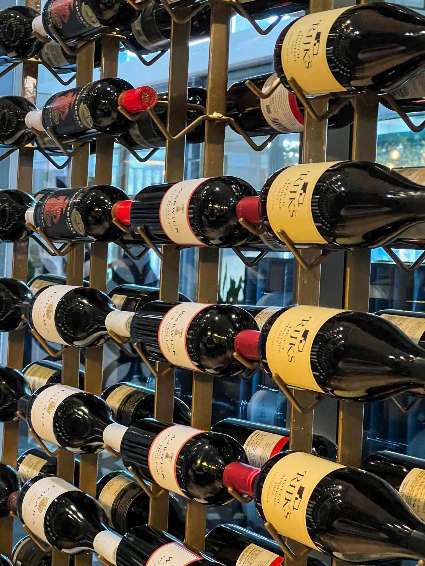 Uncork the Spirit of the Cape. 🍷✨
As the sun begins to set, we invite you to embark on a sensory journey through the finest terroirs (soil) of the region. Every Friday at Urban Umami, we bridge the gap between the city and the cellar with our complimentary wine tasting.
Explore the artistry of the vineyards as we showcase a curated selection of premier estates. From the crisp notes of cool-climate whites to the bold, velvet complexity of our local reds, it is an hour dedicated to the sophisticated palate.
Arrive early, linger longer, and discover your new favourite vintage before moving through to dinner.
#urbanumami #winetasting #finewine #fridayvibes #vineyardtotable