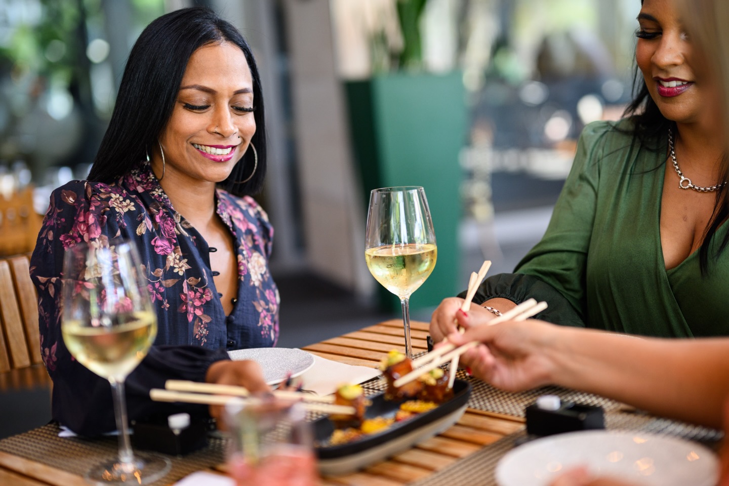 Why choose one when you can try five? 🍽️
At Urban Umami, we believe the best way to eat is to taste a bit of everything. That’s why our Small Plate Offer is designed for the ultimate flavour explorer - available every day starting at noon!
For R465, you can curate your own tasting experience by choosing any 5 of our signature small plates. If you’re looking for a place to start, our Crispy Pork Belly is the undisputed “Popular Pick”. Between the crunch of the crackling, the sweetness of the charred corn, and that addictive Ginger Soy Glaze, it’s a must-have for your table.
Gather the squad and come hungry. Which 5 are you picking? 👇
#urbanumami #smallplates #porkbelly #diningdeal #capetowneats