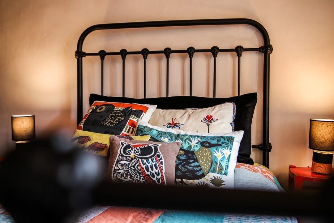 Sometimes we need colors and an authentic iron bed to spend damn good vacation :-) Book your stay at La Maison LONG**** in August (last availabilities starting Aug 6th) on our website (-13% vs Airbnb!).
.
Parfois, on a besoin de couleurs et d'un authentique lit en fer pour passer de sacrées bonnes vacances :-). Réservez votre séjour à La Maison LONG**** en août (dernières disponibilités à partir du 6 août) sur notre site (-13% vs Airbnb !).
.
.
.
.
.
Book La Maison LONG****
Vacation home | Photoshoot
4 bedrooms | 6 guests
📍In the heart of the village (Ollioules, Var)
⛱ 15 min from beaches by car
⏱ Near Sanary-sur-Mer, Bandol, Le Castellet, Evenos, La Cadiere d'Azur, Toulon!
⌨ For lowest prices, book here:
www.lamaisonlong.com
.
.
Réservez La Maison LONG****
Maison de vacances | Lieu de Tournage
4 chambres | 6 personnes
📍Au cœur du village (Ollioules, Var)
⛱ 15 min des plages en voiture
⏱ Proche de Sanary-sur-Mer, Bandol, Le Castellet, Evenos, La Cadiere d'Azur, Toulon!
⌨ Réservez ici (prix les plus bas) : www.lamaisonlong.com
.
.
.
📷@by_lucart #lamaisonlong #maisonlong #ollioules #sanary #sanarysurmer #cotedazur #southoffrance #regionsud #var #frenchriviera #provencealpescotedazur #Méditerranée #paca #pacatourisme #homerental #vacances #maisonalouer #locationsaisonniere #maisondecharme #maisonsdevacances