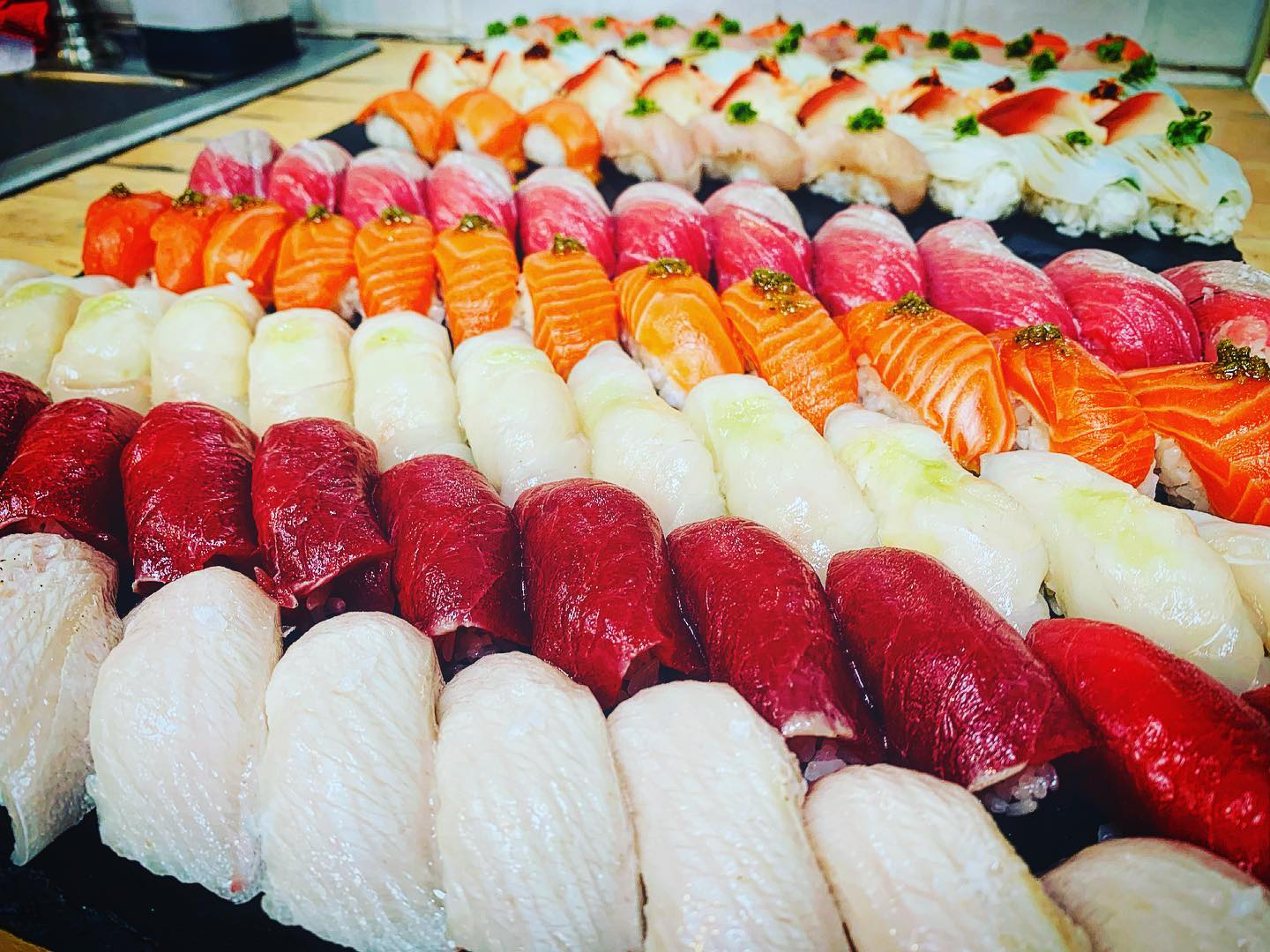 Tasty Bites 🐟 Each and Every One 🔪.
#catering #sandiego #sushi
#nigiri #sashimi #sushirolls
#sushiassassin
For a good time call 8589001065 or email Sushiassassincatering@gmail.com