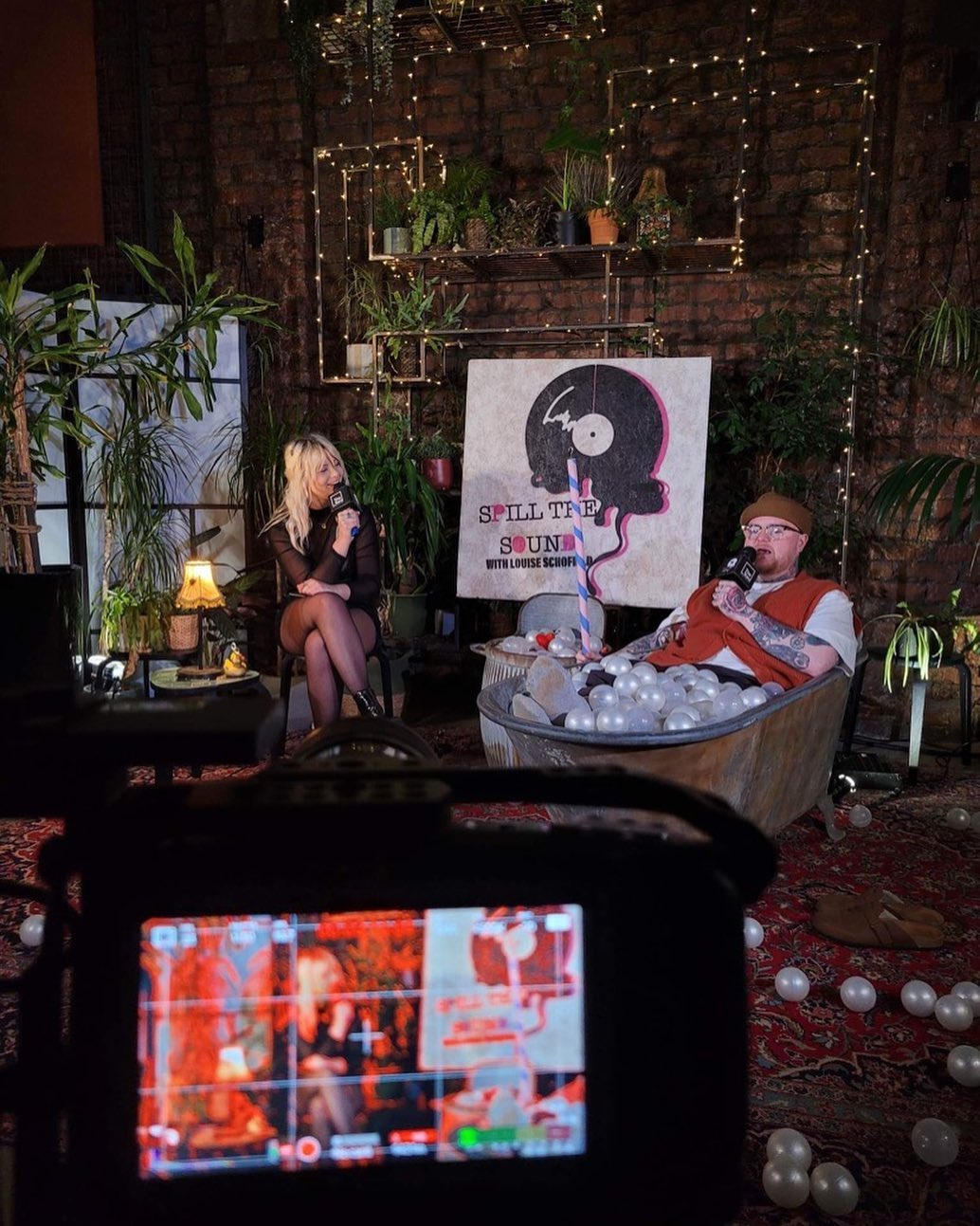 @spillthesound had the amazing @thelotterywinners down for our next session! ⚡️✨
This one will blow you away!
.
.
Thank you - For the collaboration from the amazing crew at @theyardmcrfilm and @spillthesound
.
.
.
#music #live #thelotterywinners #theyardmcr #boxyardstudios #newmusic #spillthesound #louisescholfield #neighbourhoodfestival #studio #recording