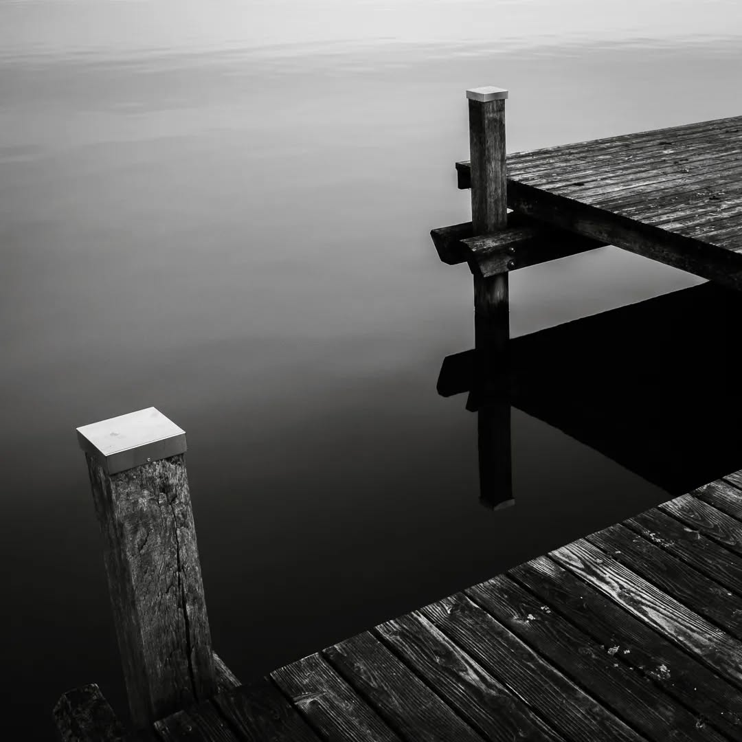 See Studie IV
.
.
.
.
#fujixseries #fujix100v #fujifilm #fujifilmde #35mm #fujifilmfeaturetime #wörthsee #bokeh #fineart #fineartphotography #fineart_photobw #finearts #fineartphotographer #palaceoffinearts #fineartist #fineartphoto #see #lake #water #steg #blackandwhite #bw #winter #autumn #fujifilm_global #waterworld #ishootfujifilm #bhop_photography