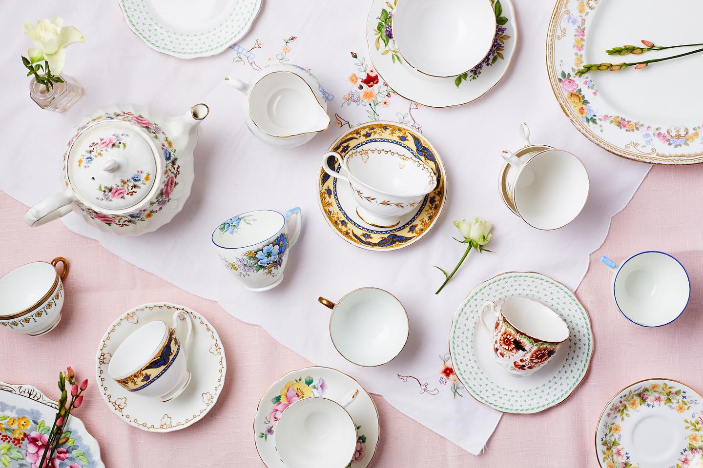 A little bit of ‘something old’ can make a table look fresh, vibrant and inviting. Who wouldn