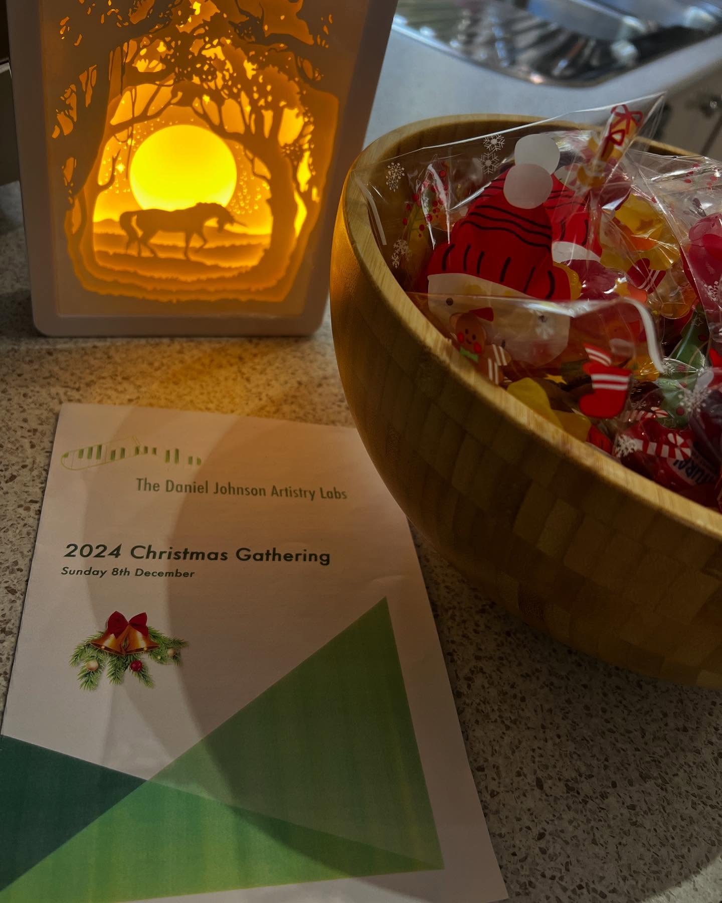 …well, it’s the last day for the studio in 2024! Many people are already travelling, so unfortunately, a full studio recital could not occur this year. However, there will still be some delightful music making this evening with the students who remained in Brisbane. I’m so proud of all of them. They make wonderful music! 🎄🎄🎄🎄🎄🎄🎄🎄🎄🎄🎄 #artistrylabs #danieljohnson #danieljohnsonpianist #music #piano #pianists #pianist #igers #xmas #australia #brisbane #queensland #igchristmas #potd #classicalmusic #classicalmusicians #pianistsofinstagram