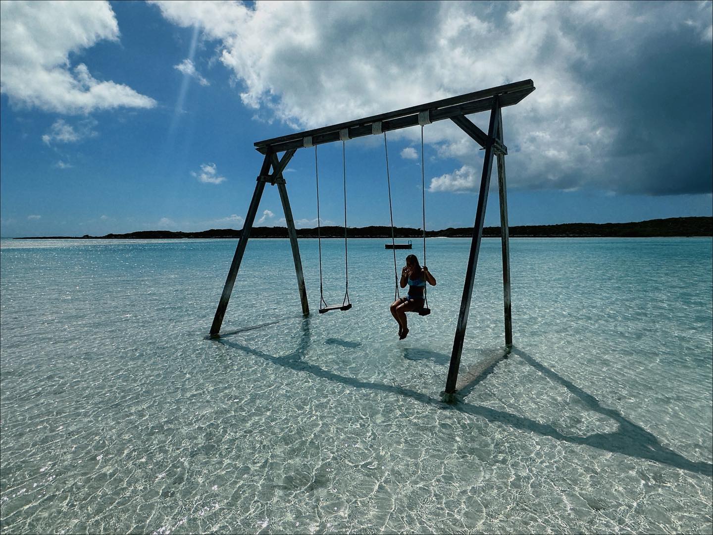 Highborne Bliss 🥥🐚
#bahamas #ocean #highbournecay #mavi #boating