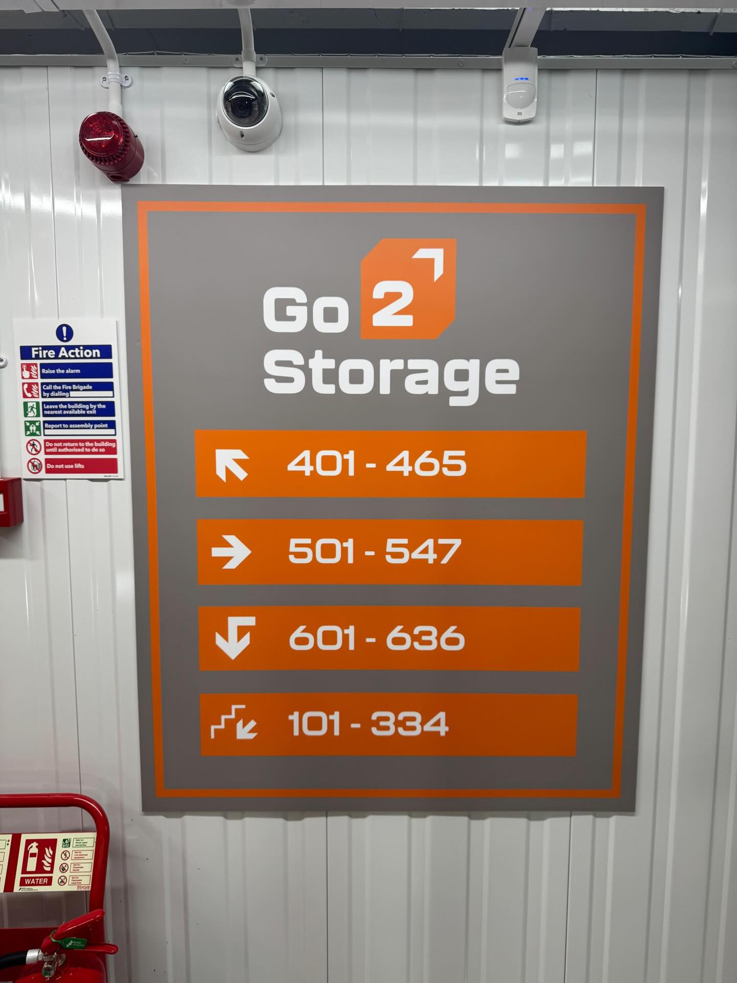 A few recent custom printed and manufactured signs for @go2storage! Keeping your branding consistent is the easiest way to get your brand recognised!
📞 - 01454 411144
✉️ - info@avondisplays.com
.
.
.
.
.
.
.
#bristolsigns #signmaker #vinylstickers #thornbury #printingservices