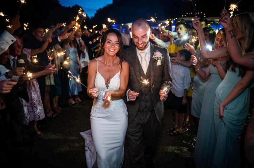 T I B B E R T O N
•
A Tweed wedding is a great wedding! Congratulations to Lucy and George on their big day. Photography - @jamesgristphotography
•
#2024weddingtrends #2024weddings #suithire #weddingsuits #groom #groomssuit #bride #style #tailoring #kentwedding #essexwedding #londonwedding #surreywedding #menwithclass #suitsupply #wellsuited #formalwear #hirewear #suithirekent #suithirelondon #weddingsuit #suithirecanterbury #madetoorder